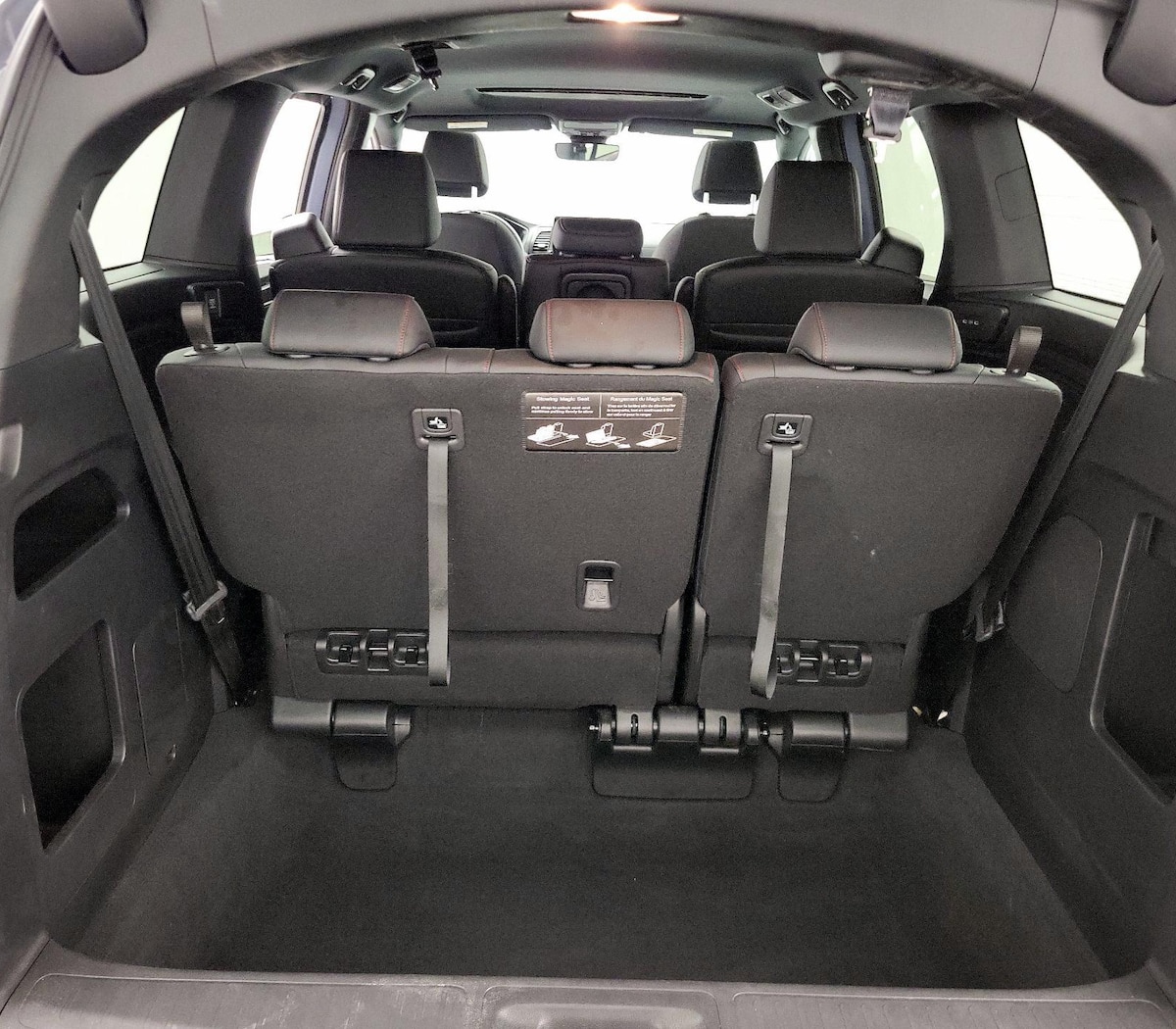 Trunk/Cargo (Seats Up)