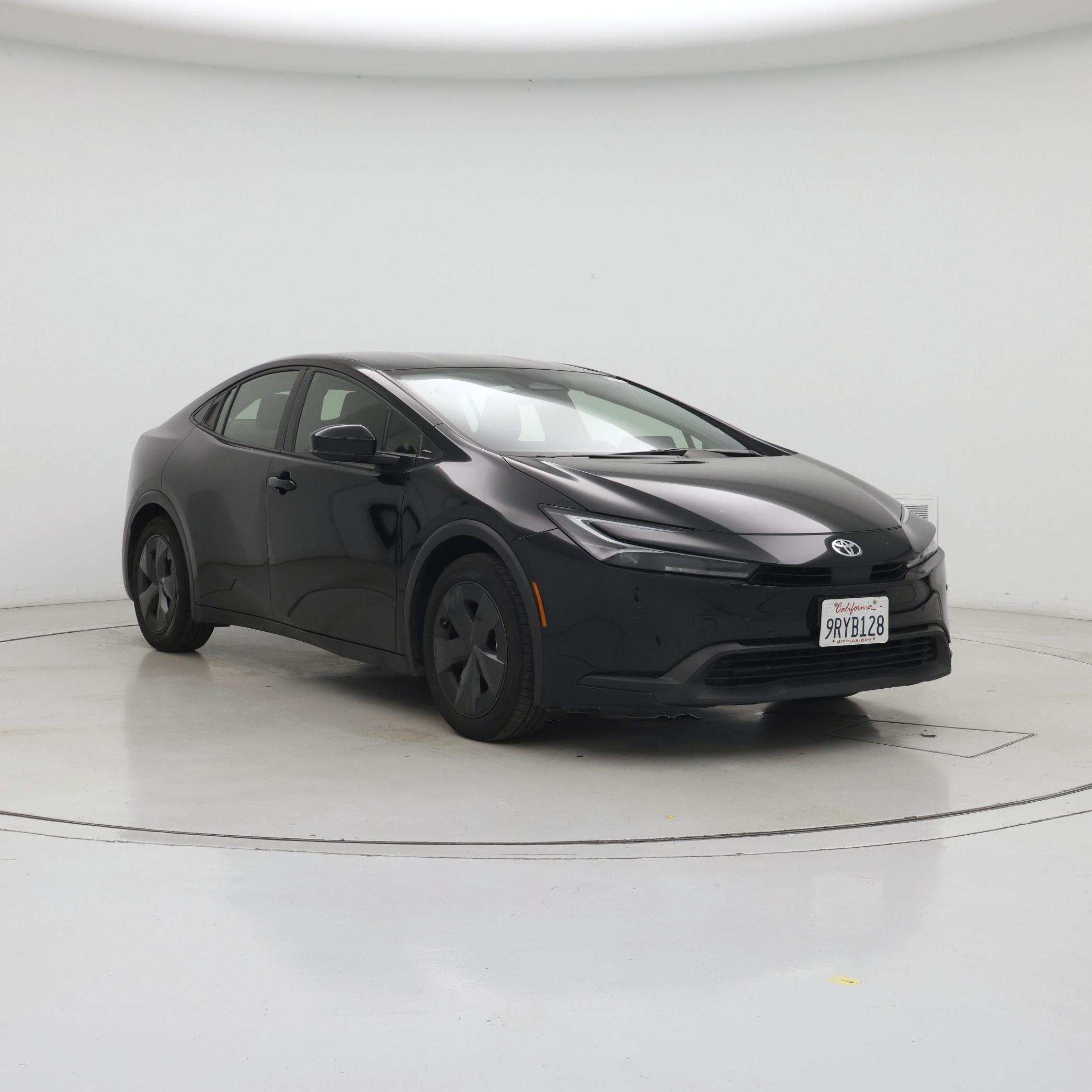  2025 Toyota Prius LE FWD   