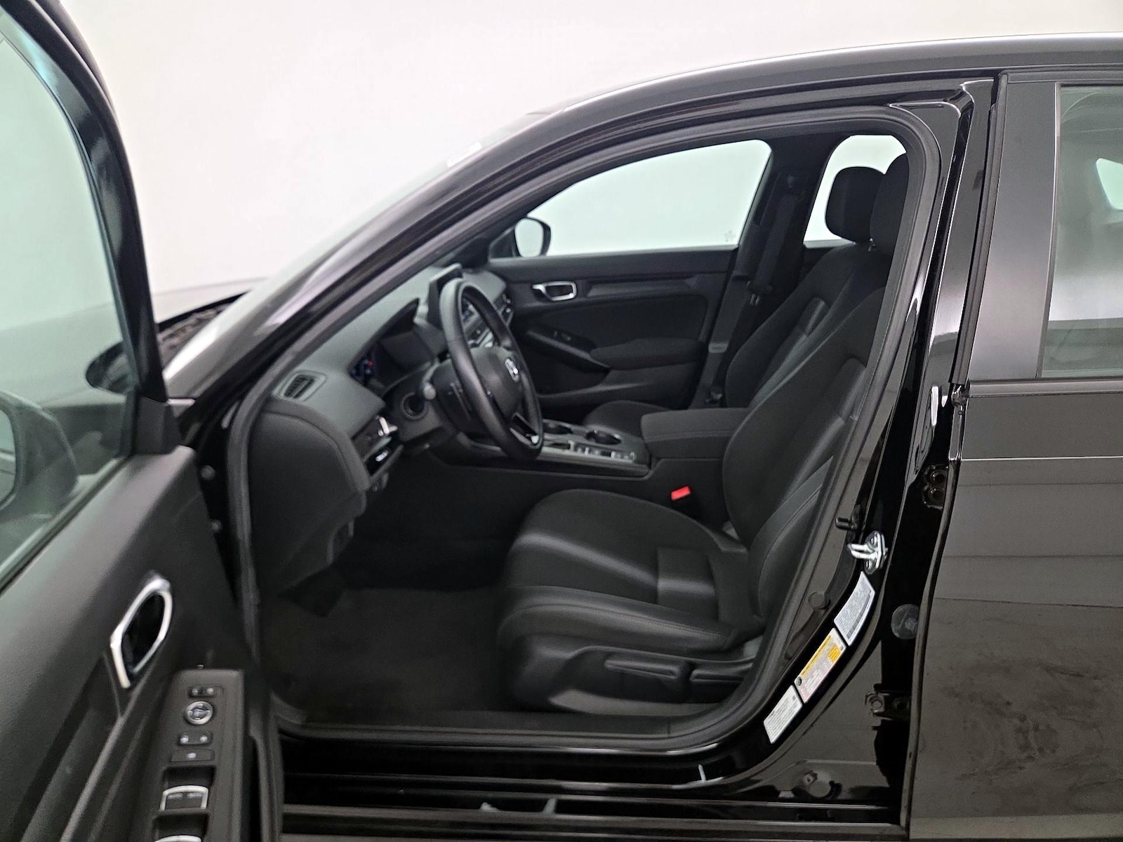 2025 Honda Civic Sport - Photo 12