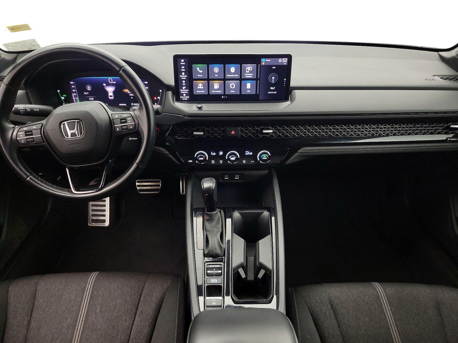 Apple CarPlay® & Android Auto™