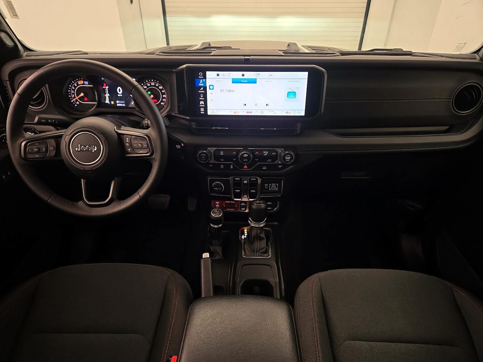 Apple CarPlay® & Android Auto™