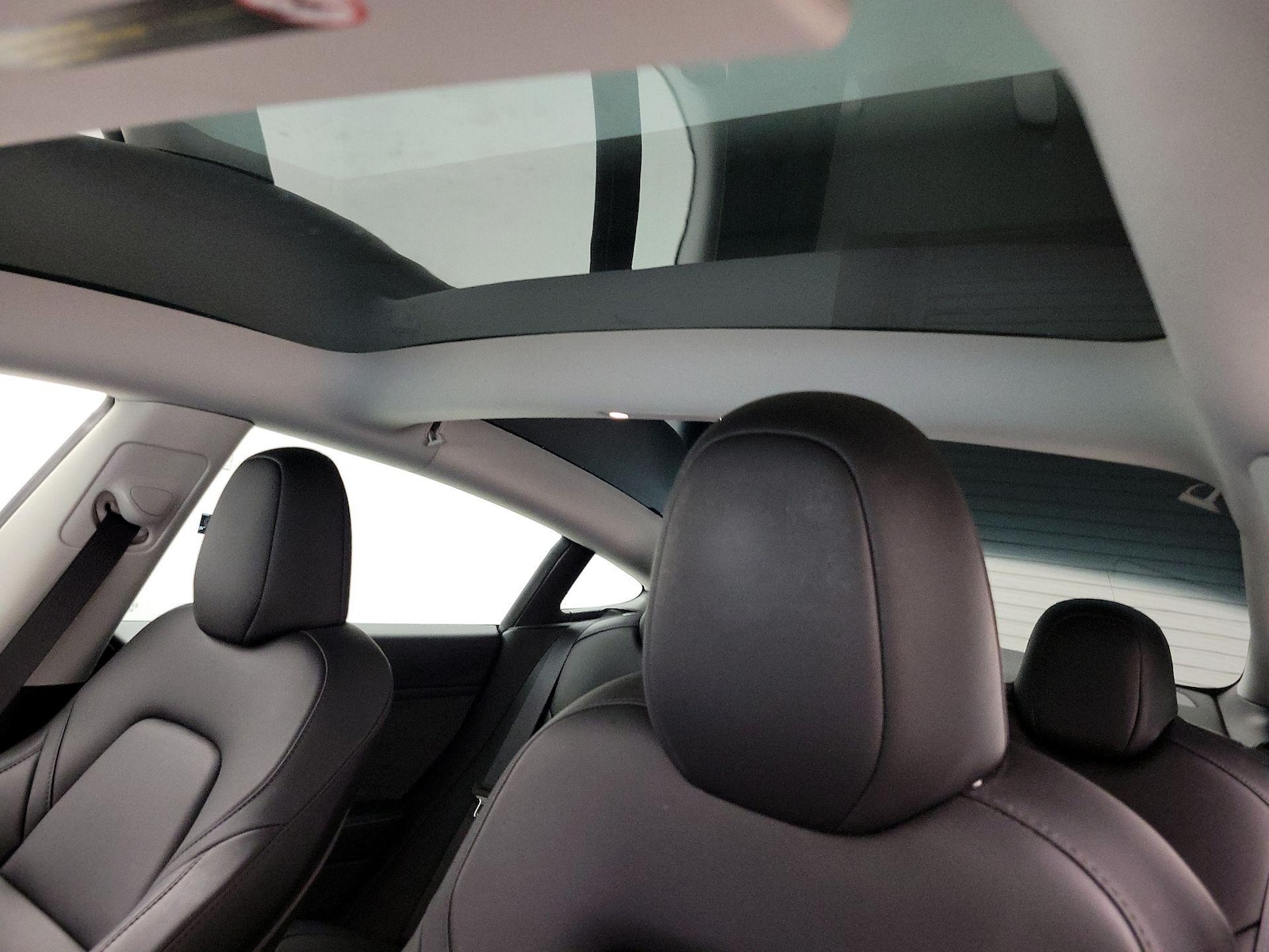 Skylight(s) & Overhead Airbags