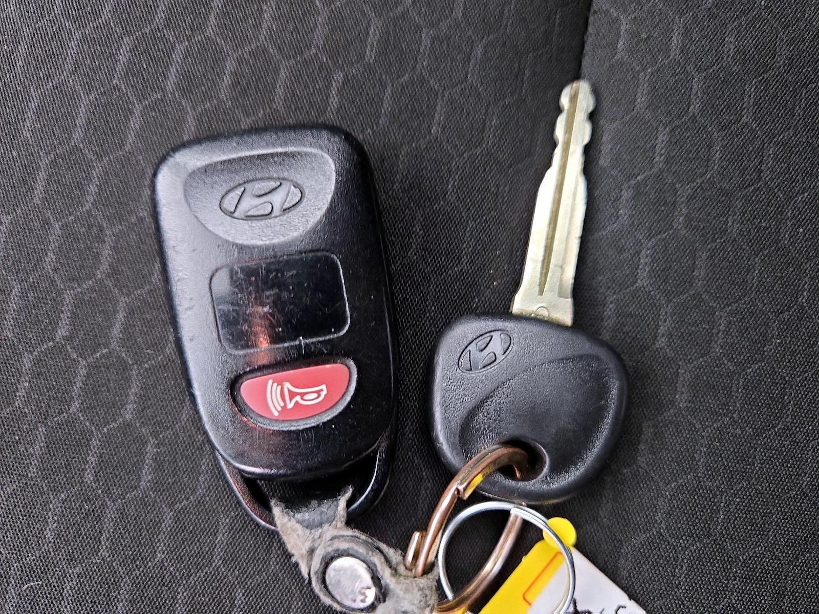 2020 Hyundai Elantra SEL - Photo 23