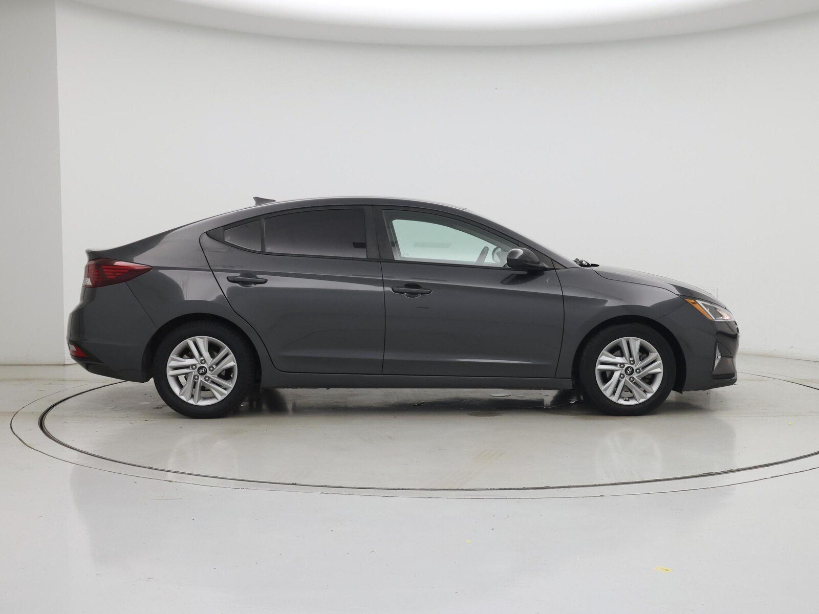 2020 Hyundai Elantra SEL - Photo 8