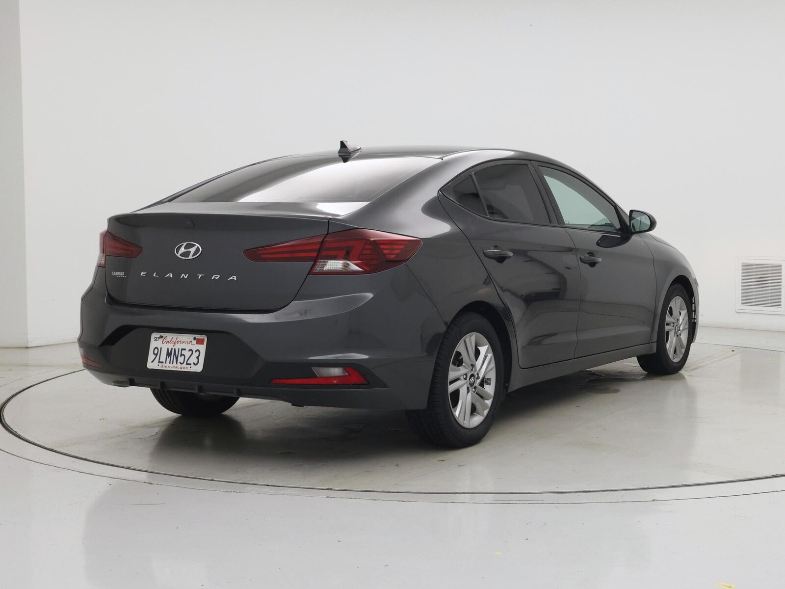 2020 Hyundai Elantra SEL - Photo 9