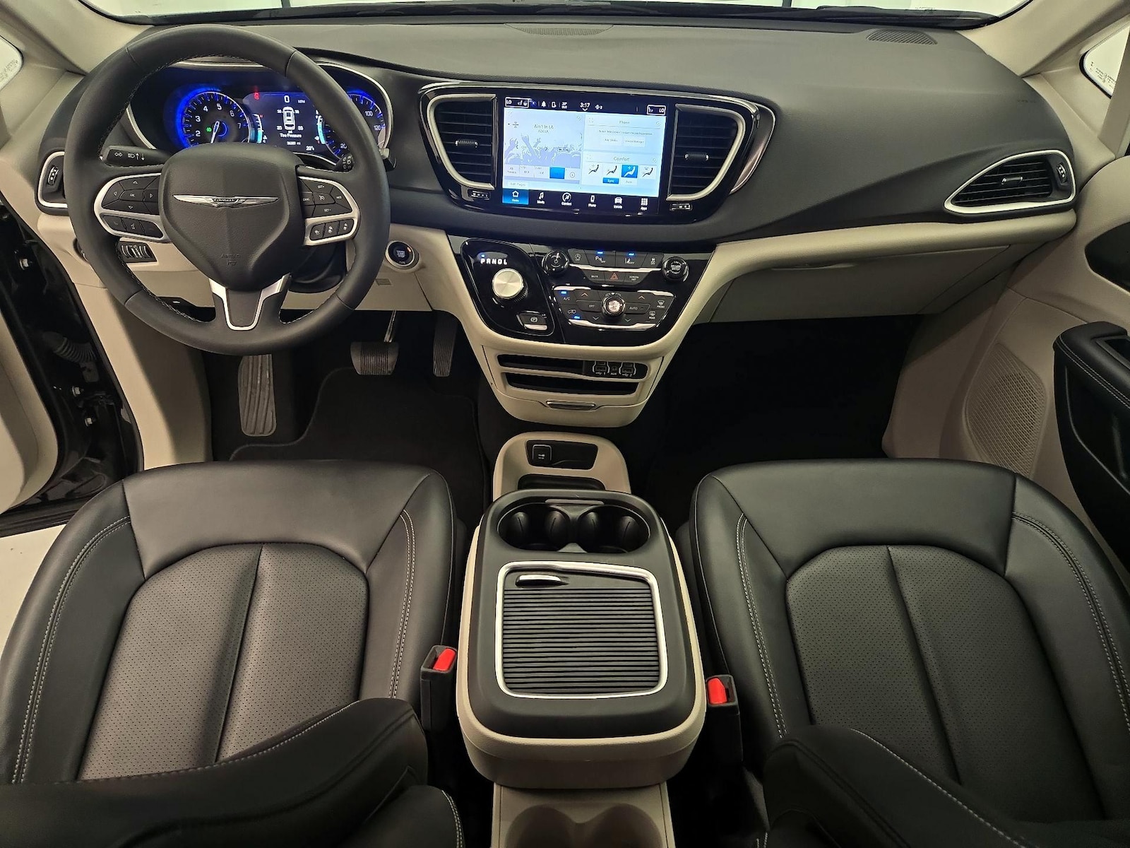 Apple CarPlay® & Android Auto™