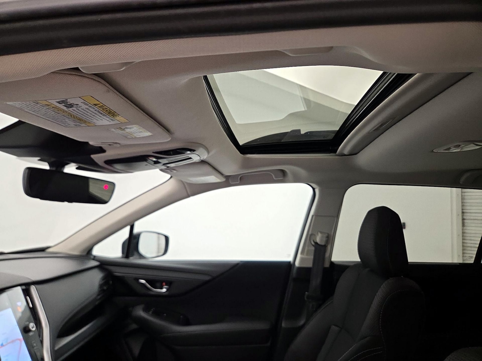 Sunroof(s) & Overhead Airbags