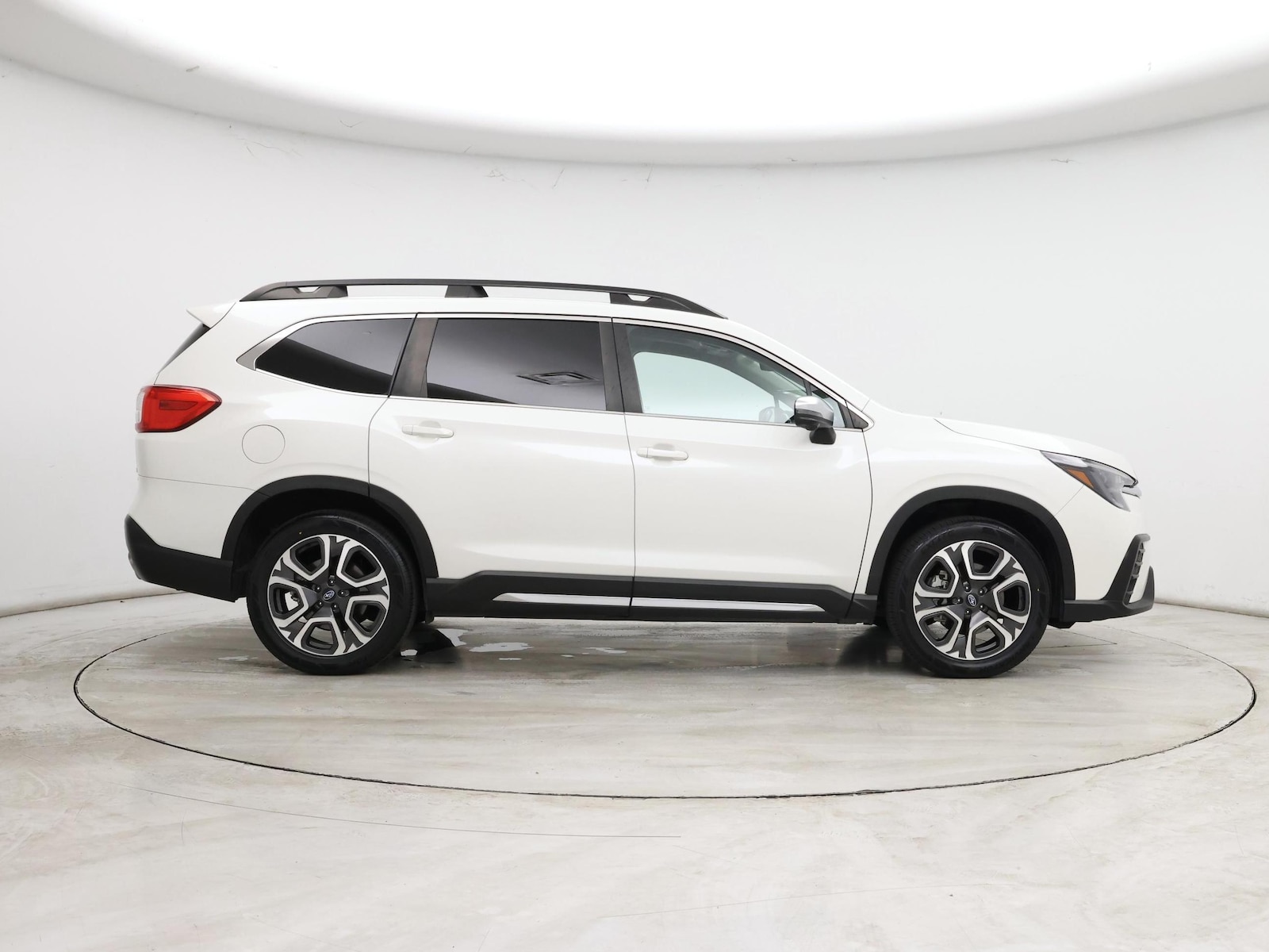 2023 Subaru Ascent Limited - Photo 8