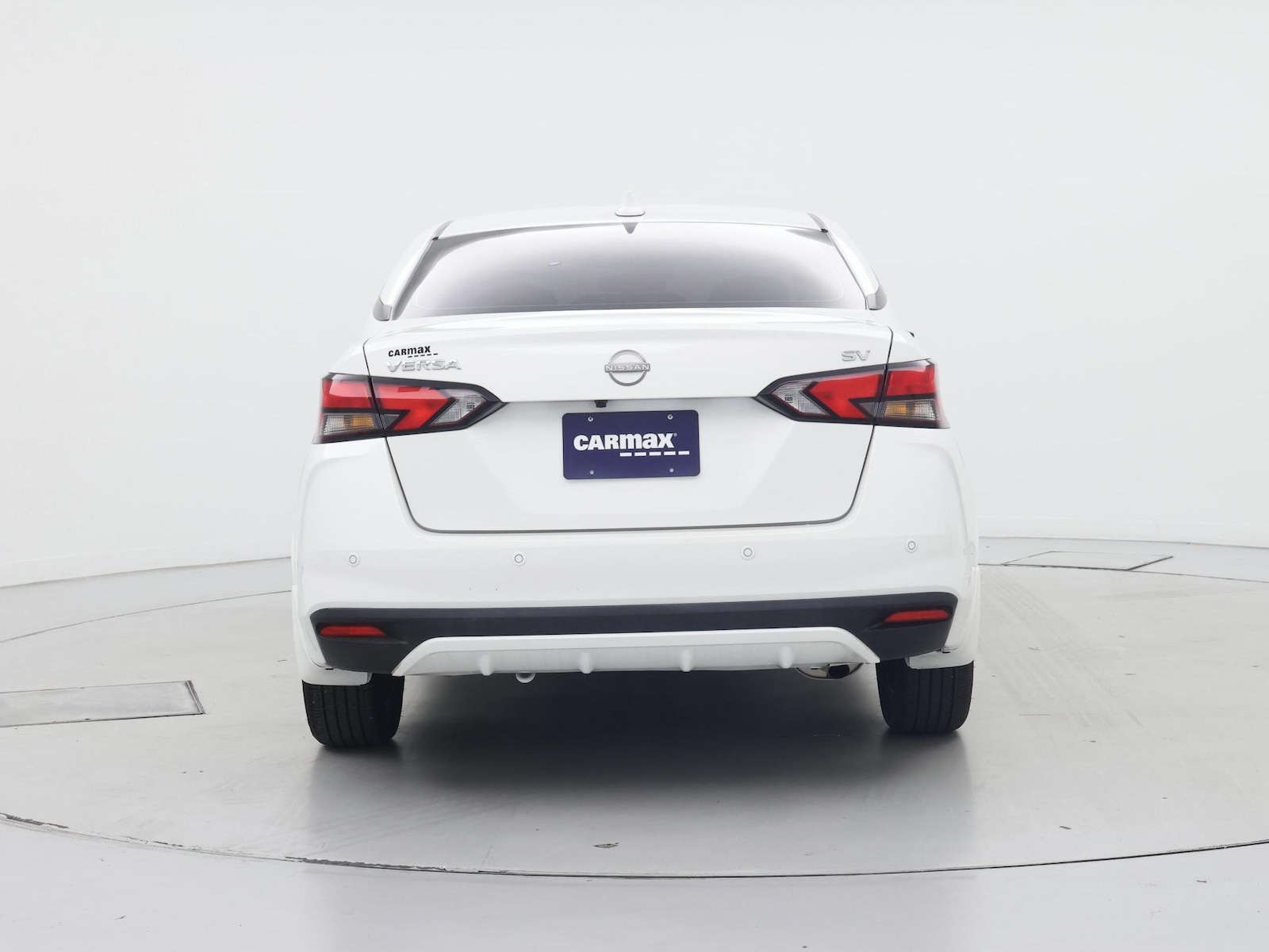 2024 Nissan Versa Sedan SV - Photo 7