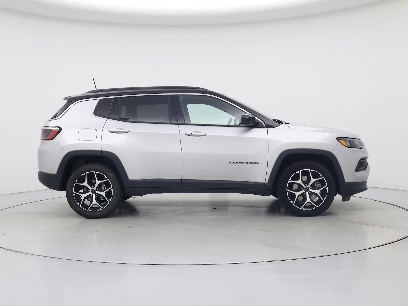 2025 Jeep Compass Limited - Photo 8