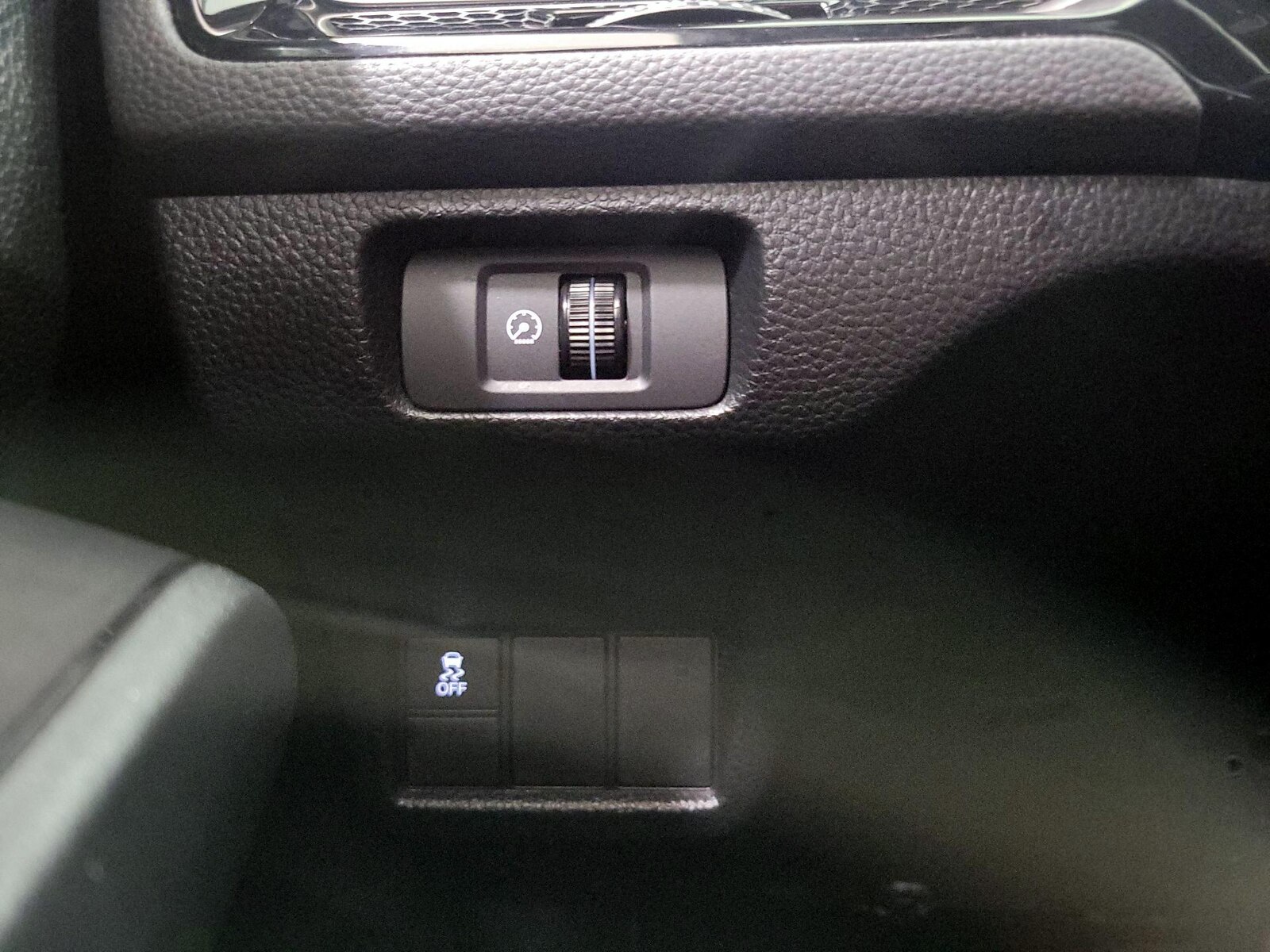 2025 Honda Civic Sport - Photo 14