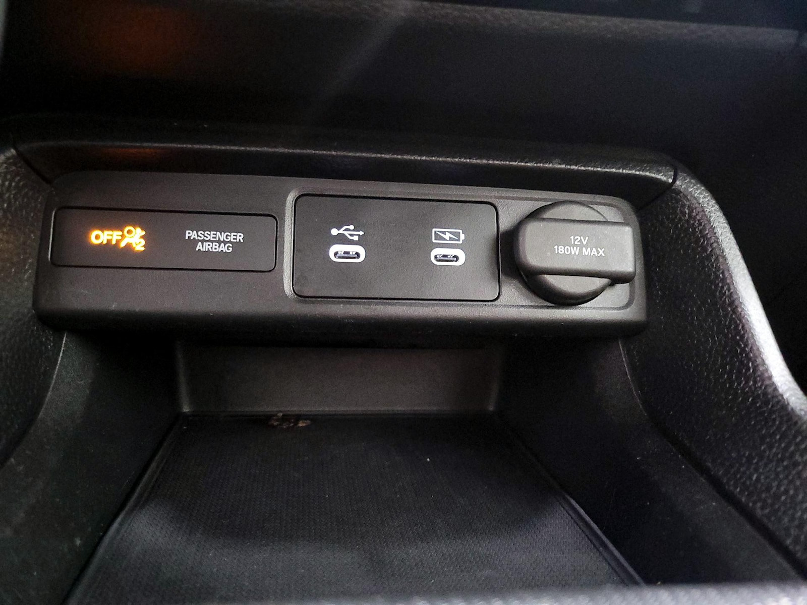 2025 Honda Civic Sport - Photo 19