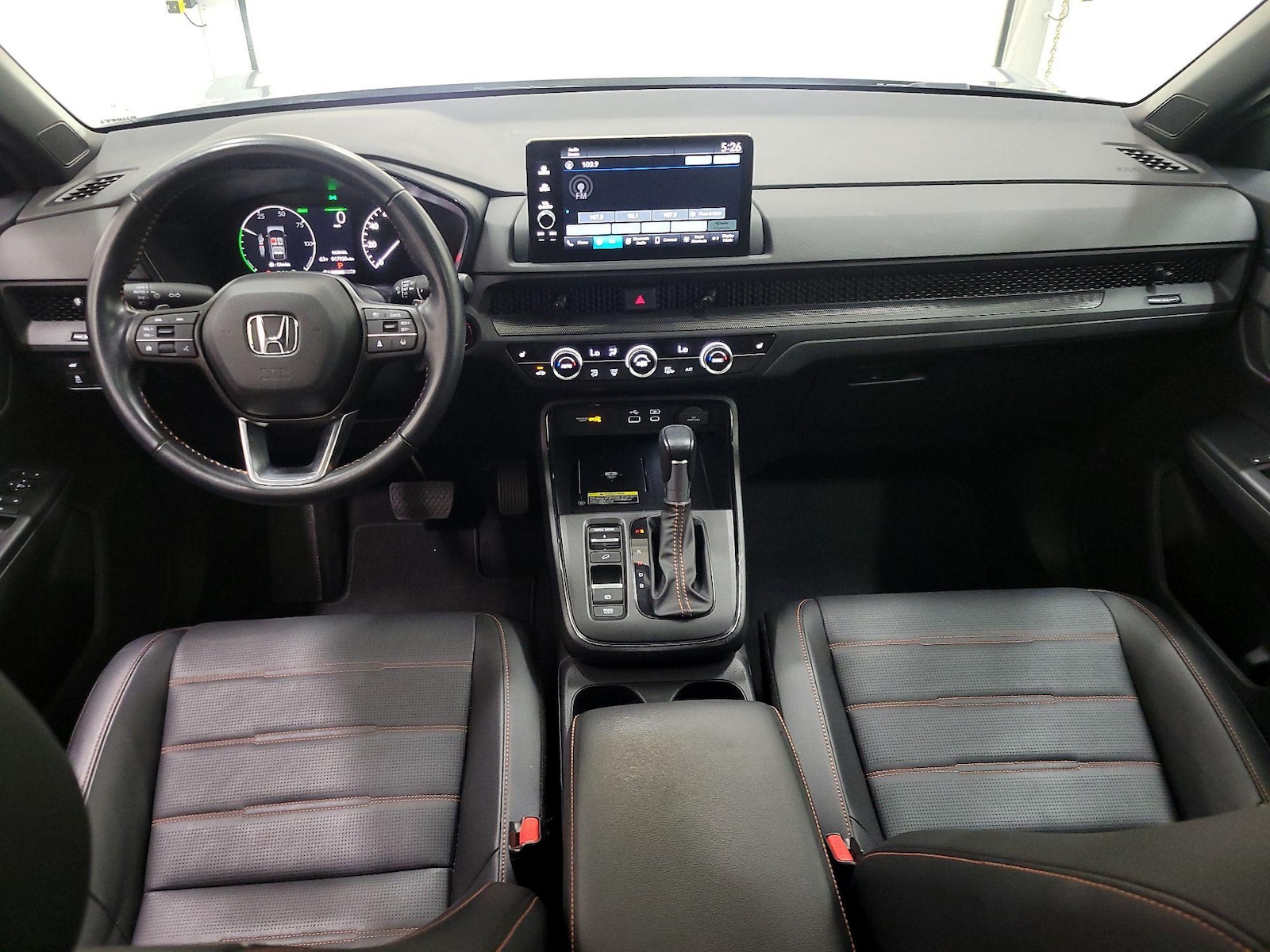 Apple CarPlay® & Android Auto™