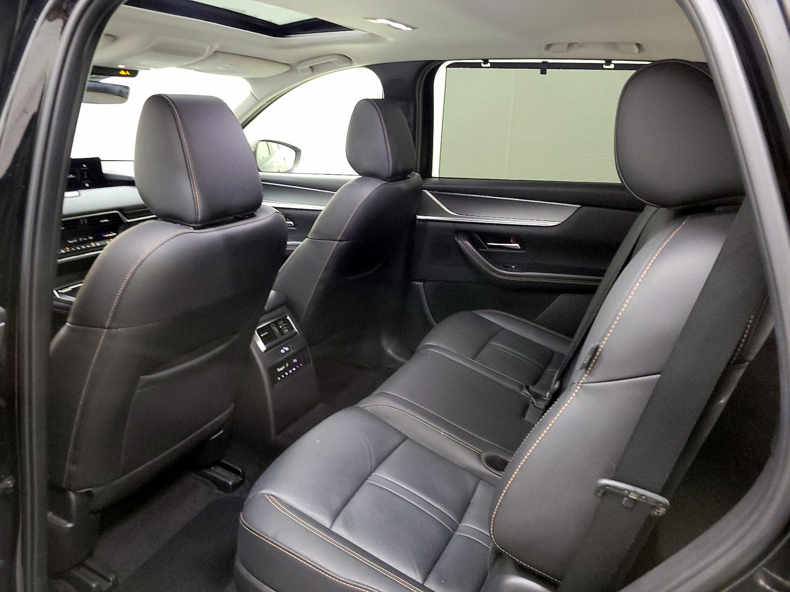 Rear Air Conditioning