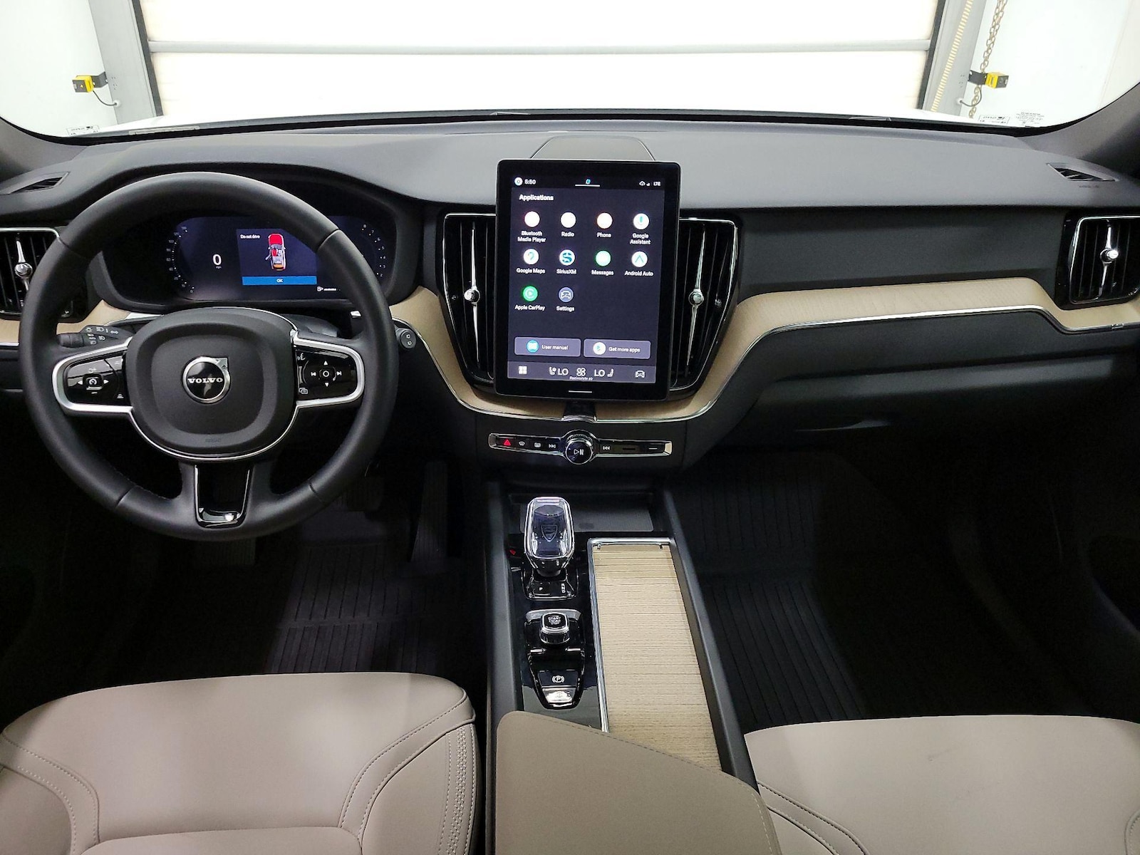 Apple CarPlay® & Android Auto™