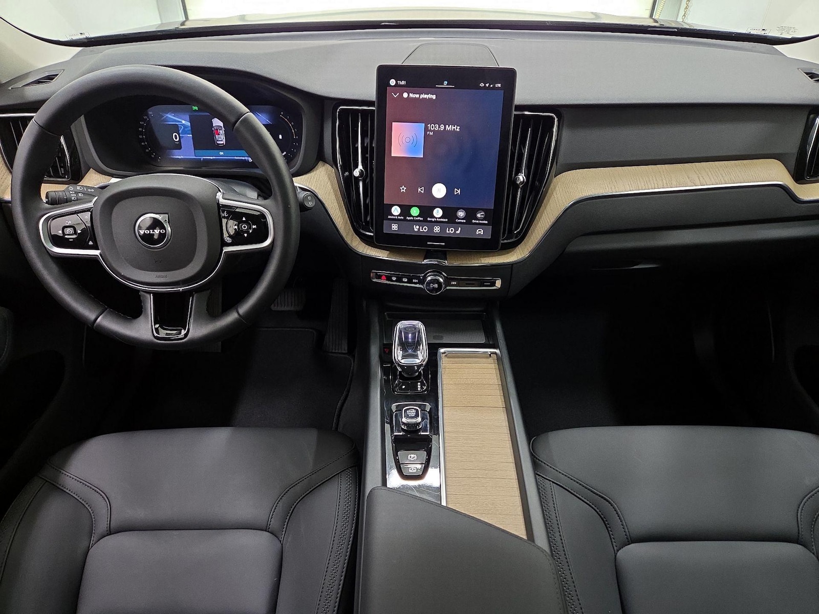 Apple CarPlay® & Android Auto™