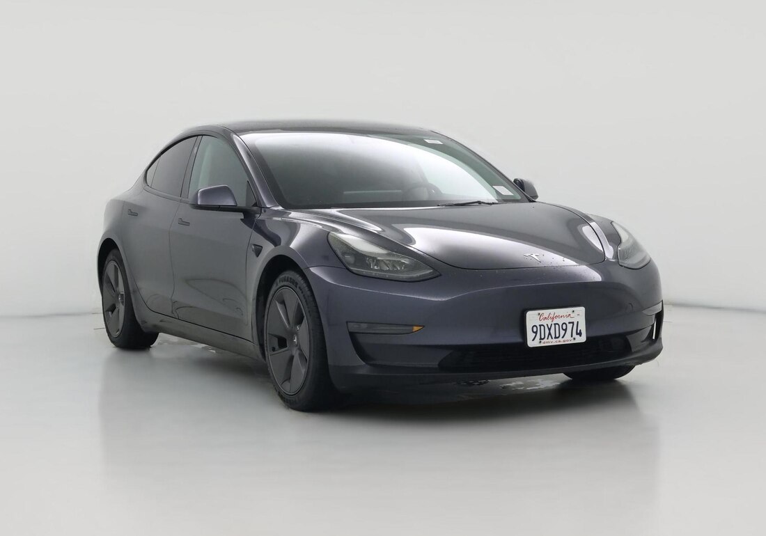 2023 Tesla Model 3 Rear-Wheel Drive in Gray — CarMax photo