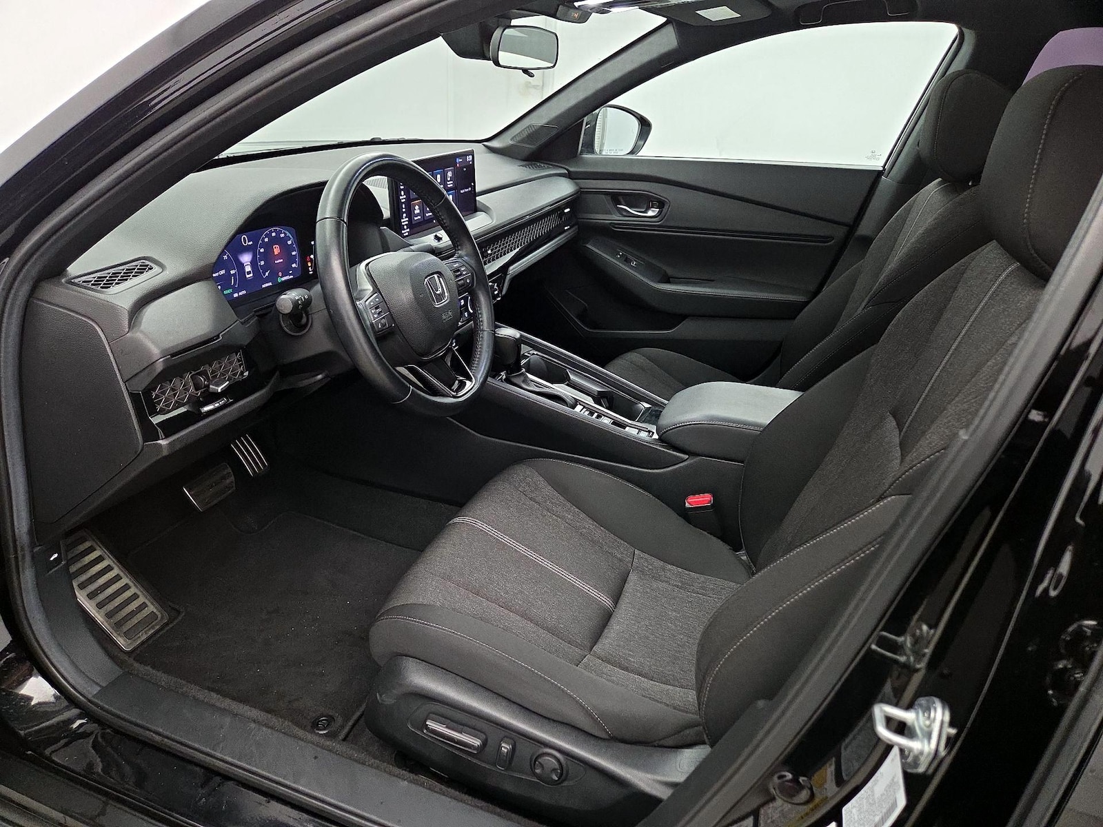 Power Seat(s) & Side Airbags