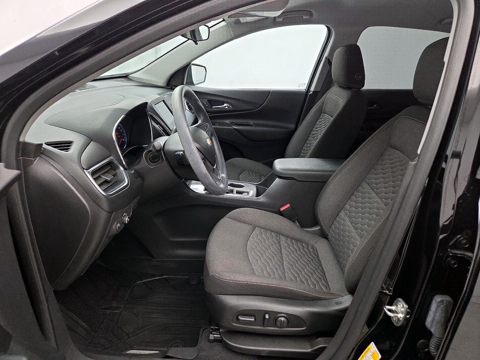Power Seat(s) & Side Airbags