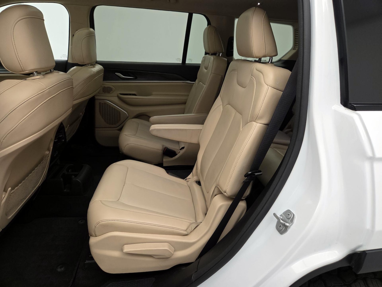 Rear Air Conditioning