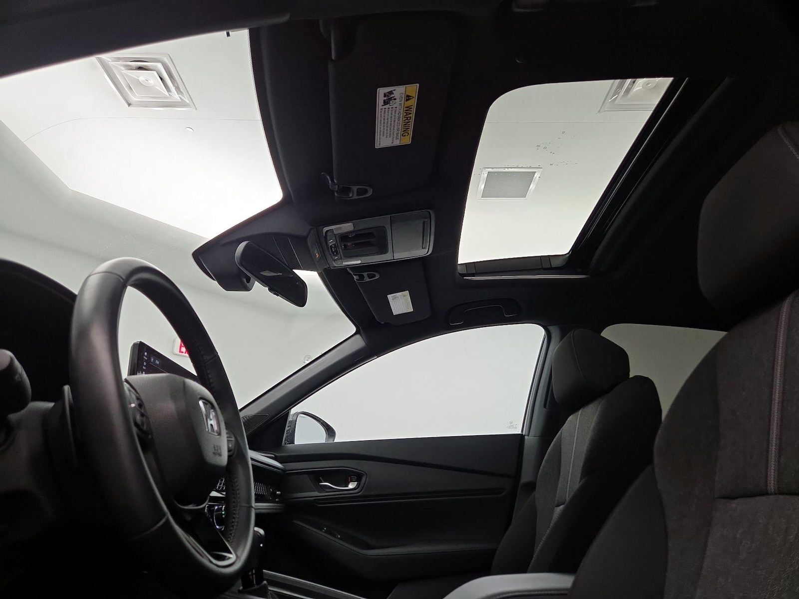 Sunroof(s) & Overhead Airbags