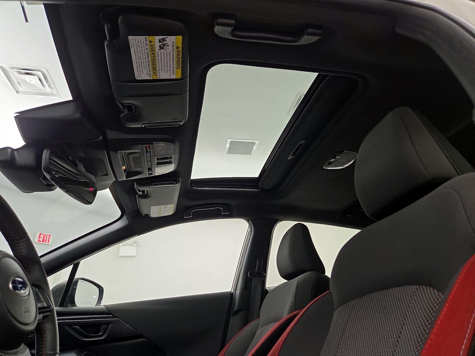 Sunroof(s) & Overhead Airbags