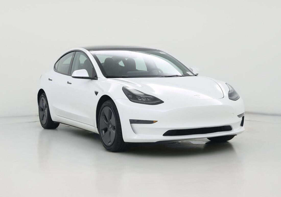 2023 Tesla Model 3 Rear-Wheel Drive in White — CarMax photo