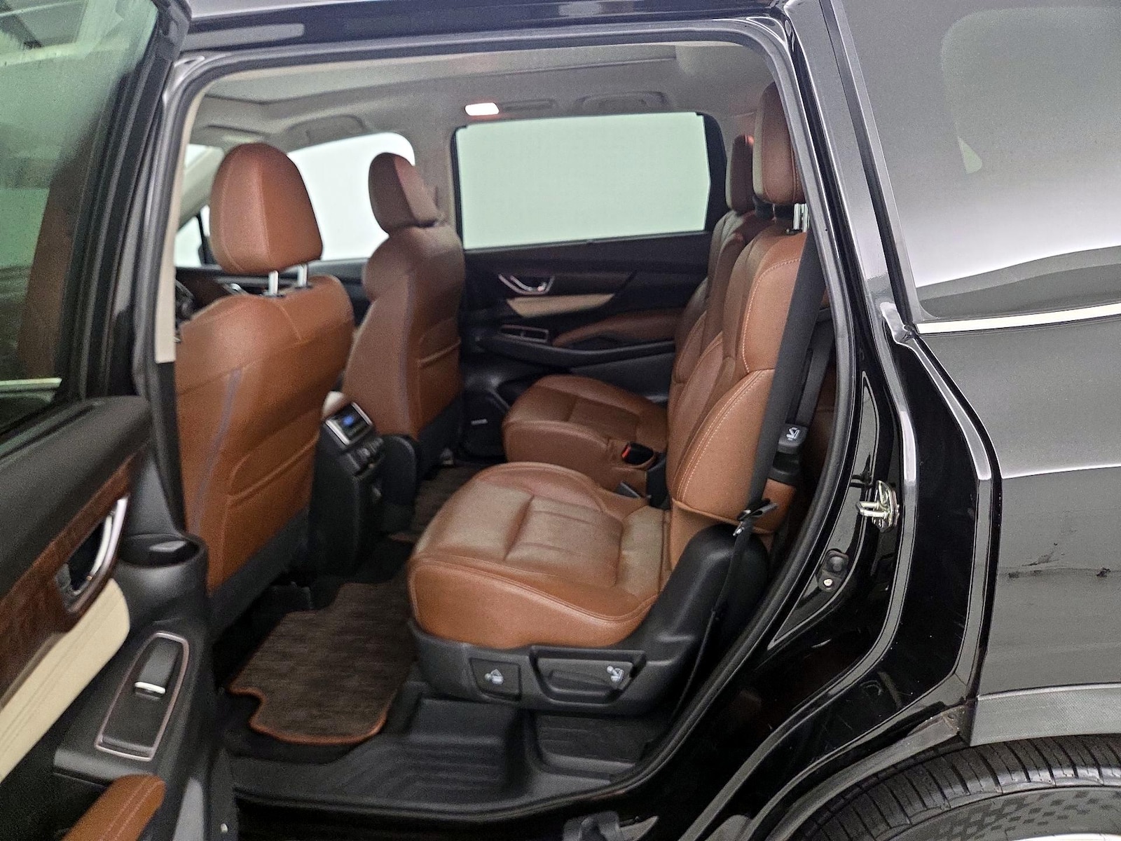 Rear Air Conditioning