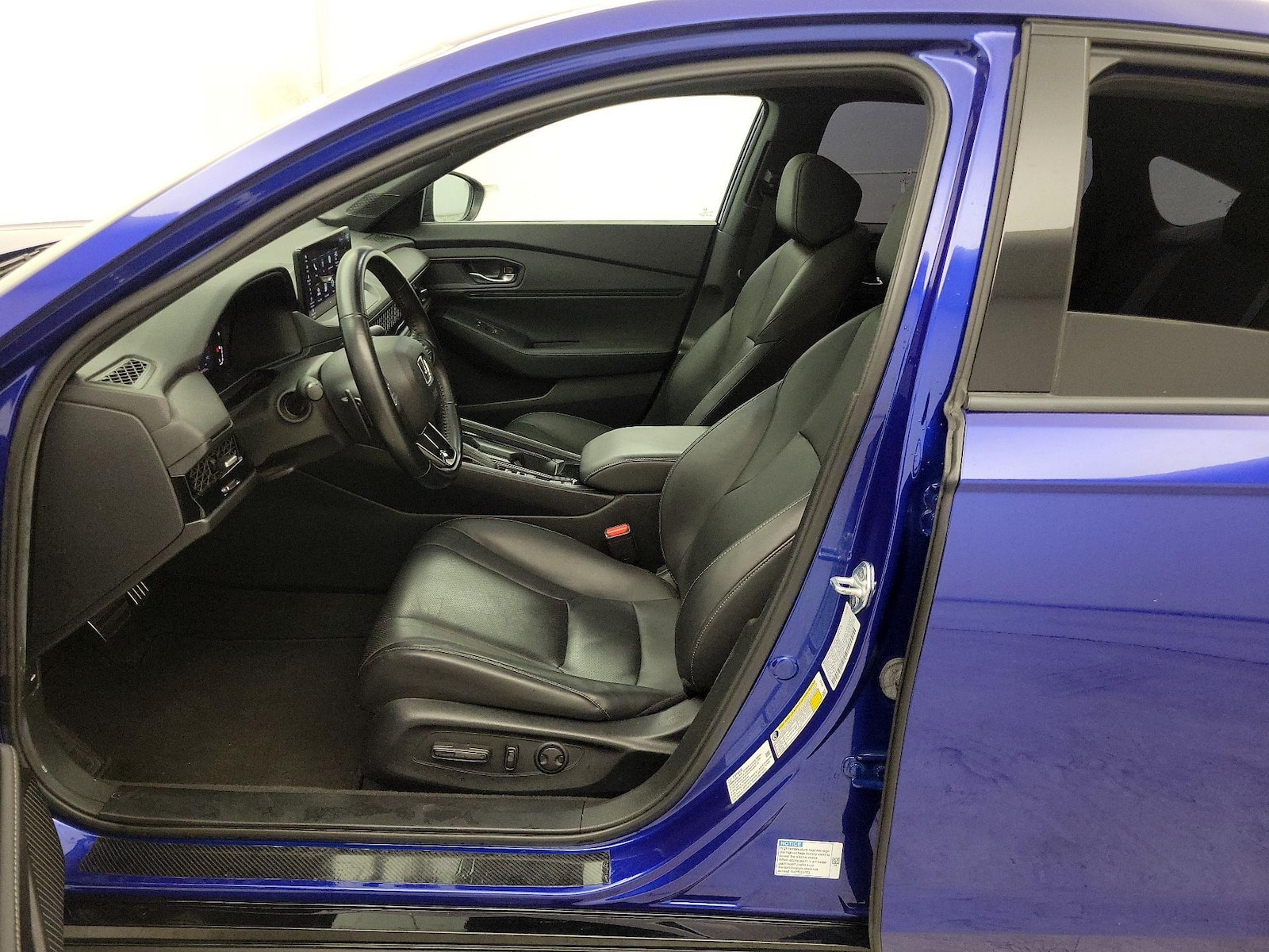 Power Seat(s) & Side Airbags