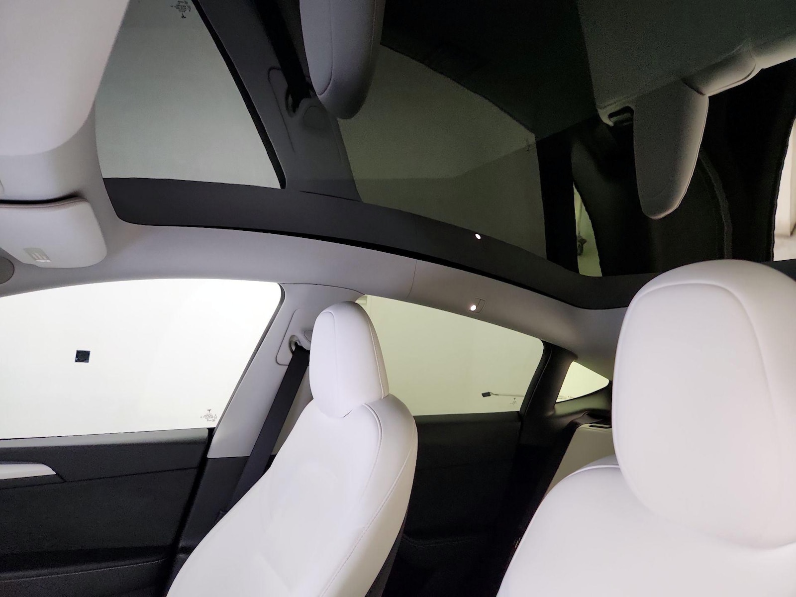 Skylight(s) & Overhead Airbags