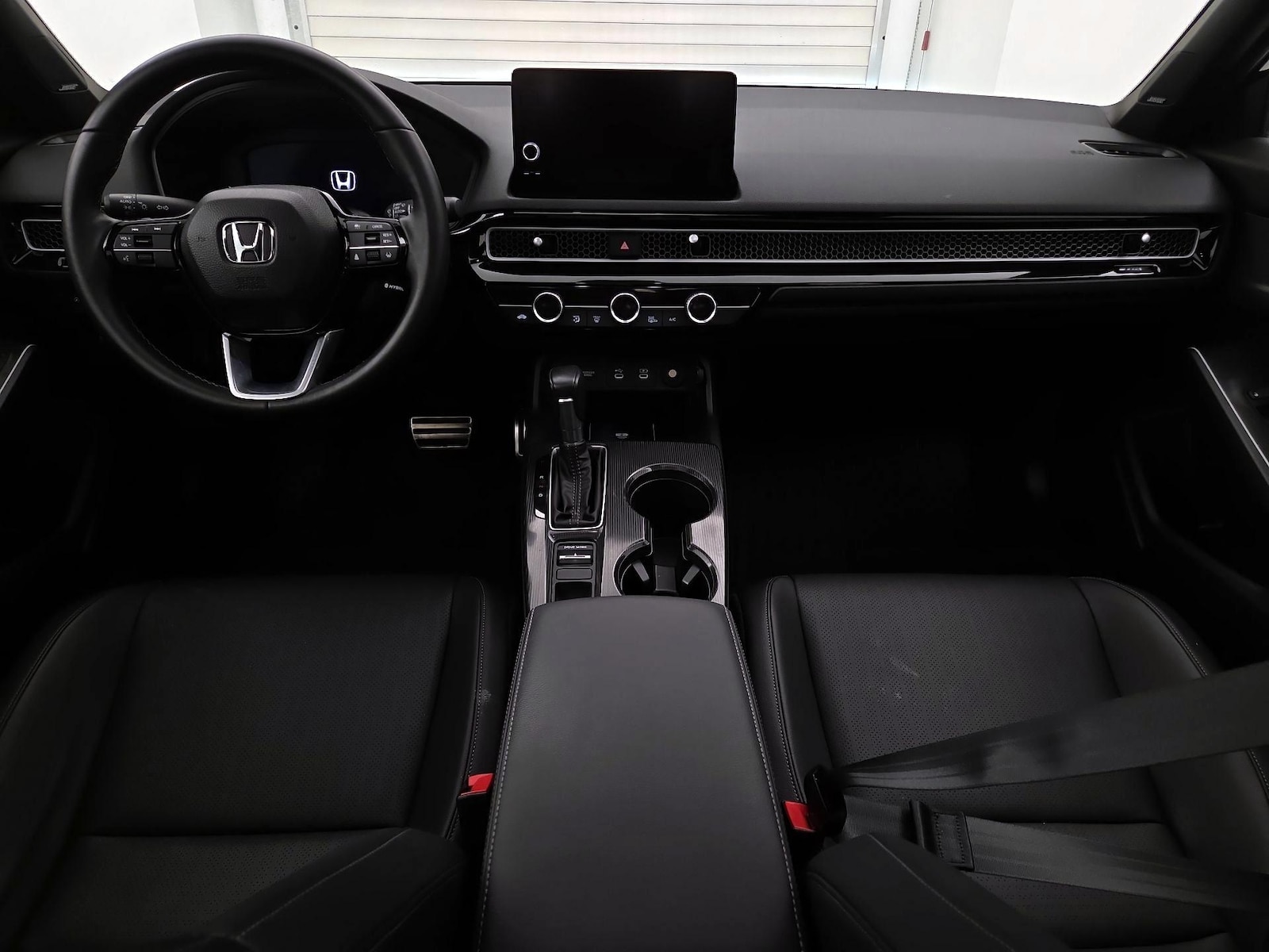 2025 Honda Civic Hatchback Sport Touring - Photo 10