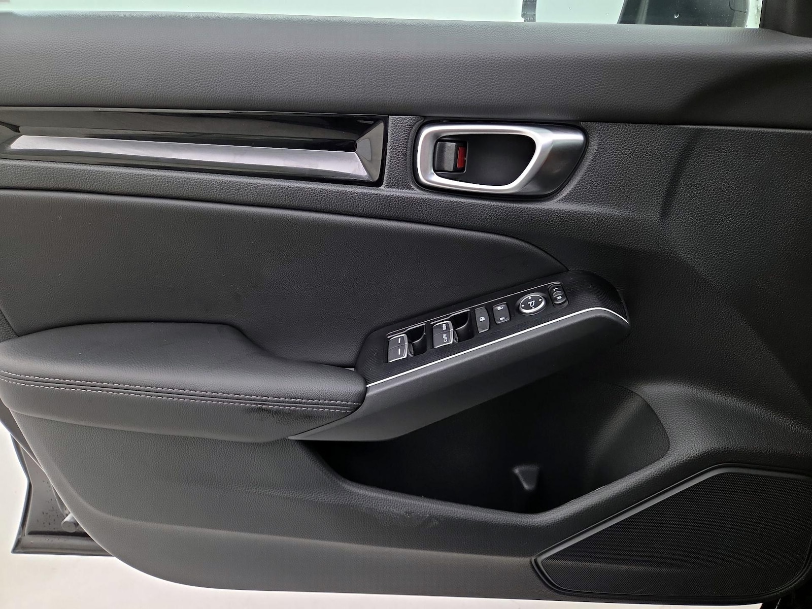 2025 Honda Civic Hatchback Sport Touring - Photo 13