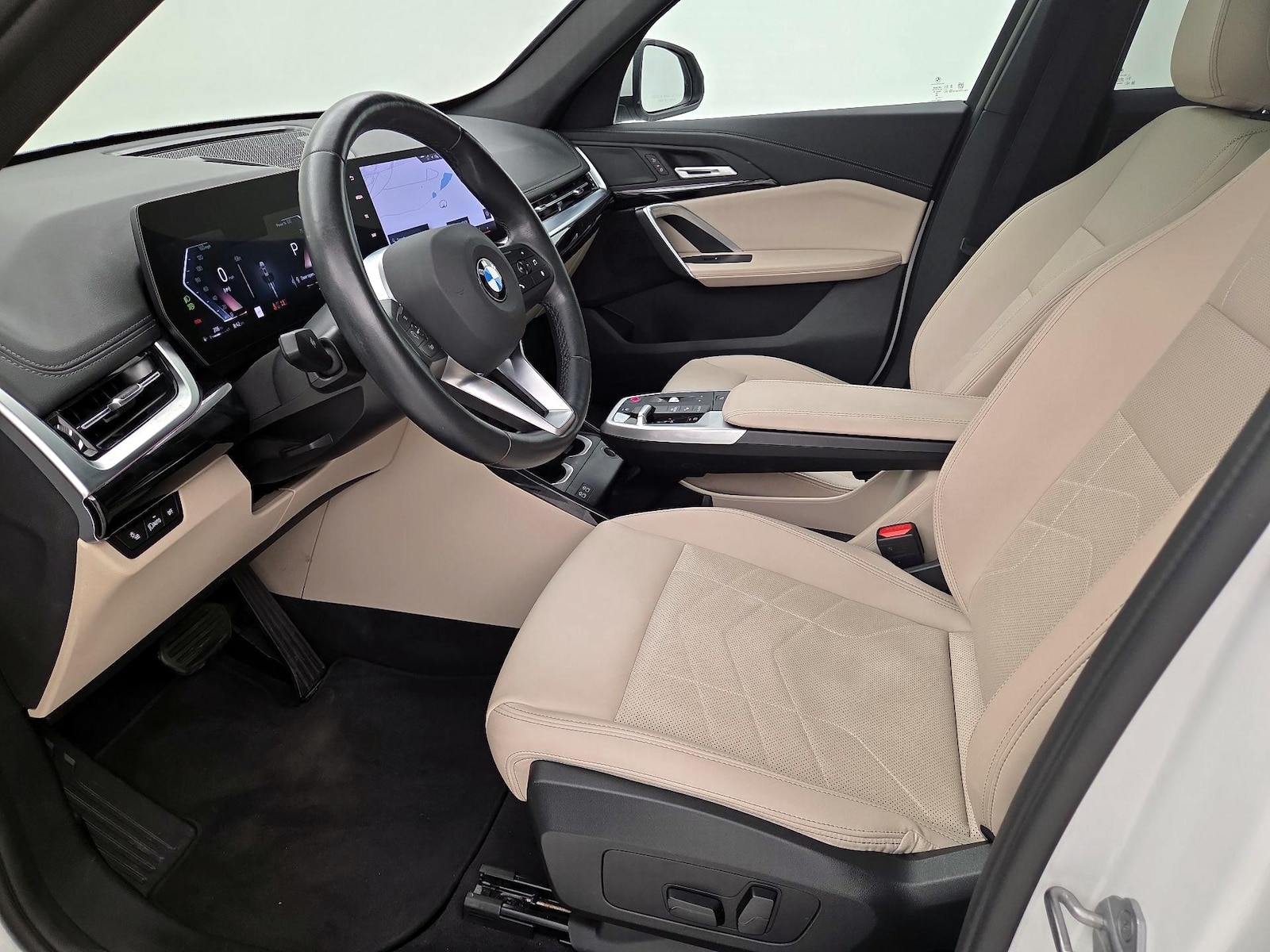2025 BMW X1 28i - Photo 12