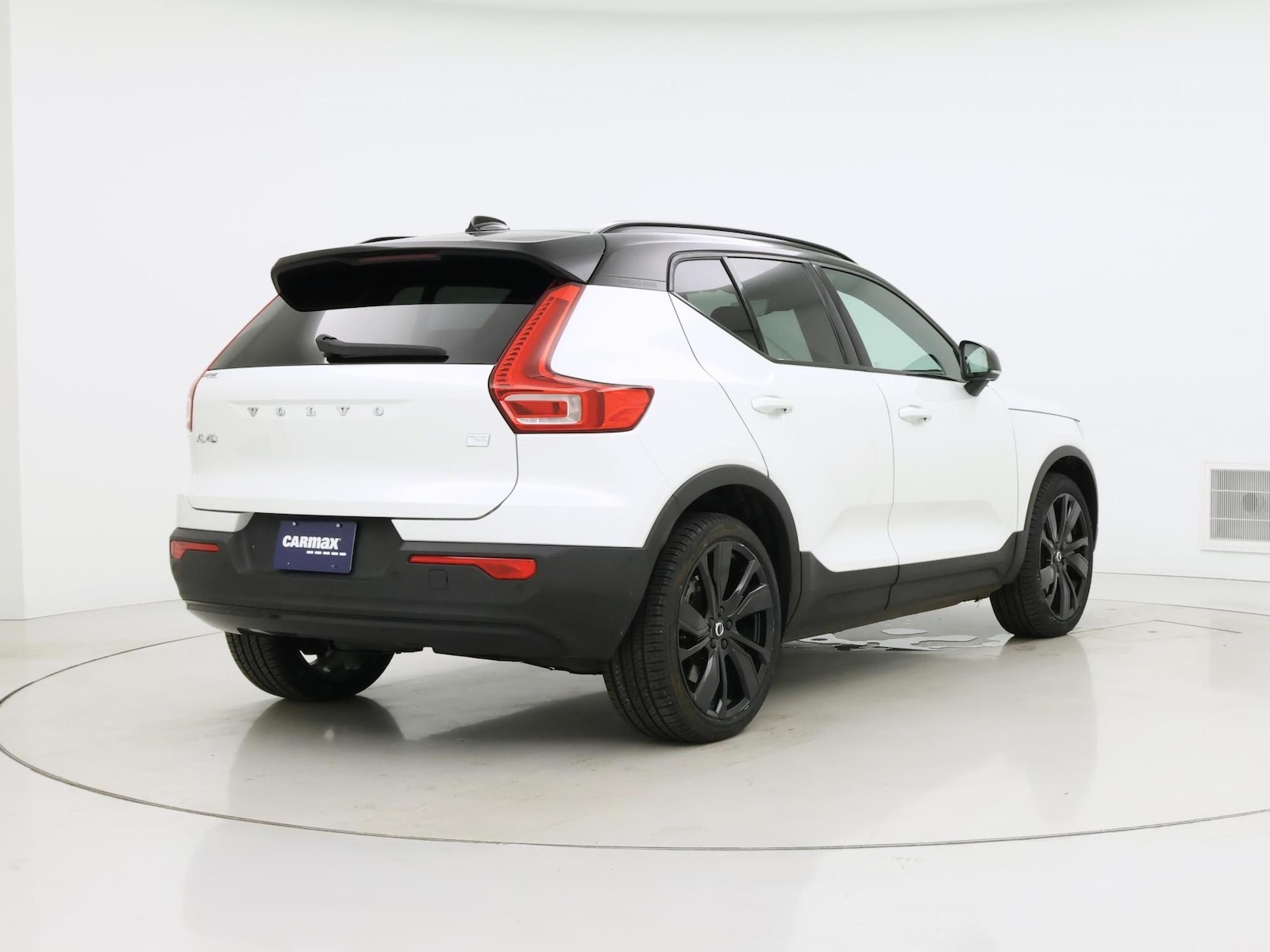 2022 Volvo XC40 Ultimate - Photo 9
