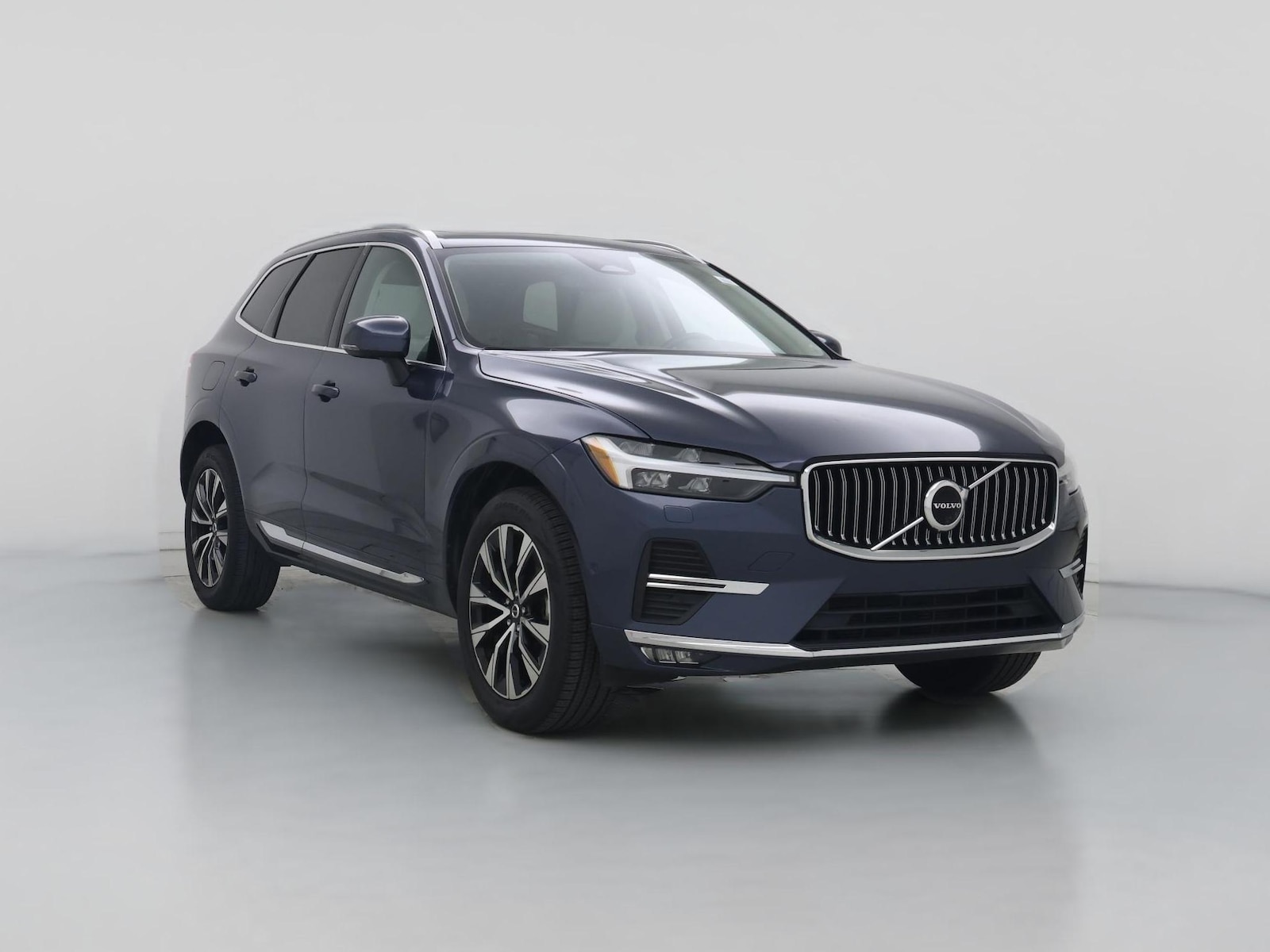 2023 Volvo XC60 Plus