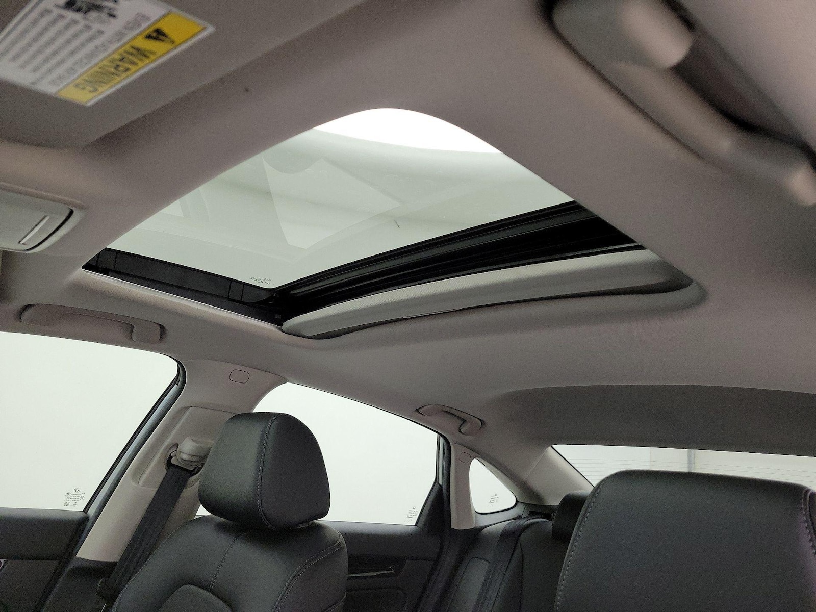 Sunroof(s) & Overhead Airbags