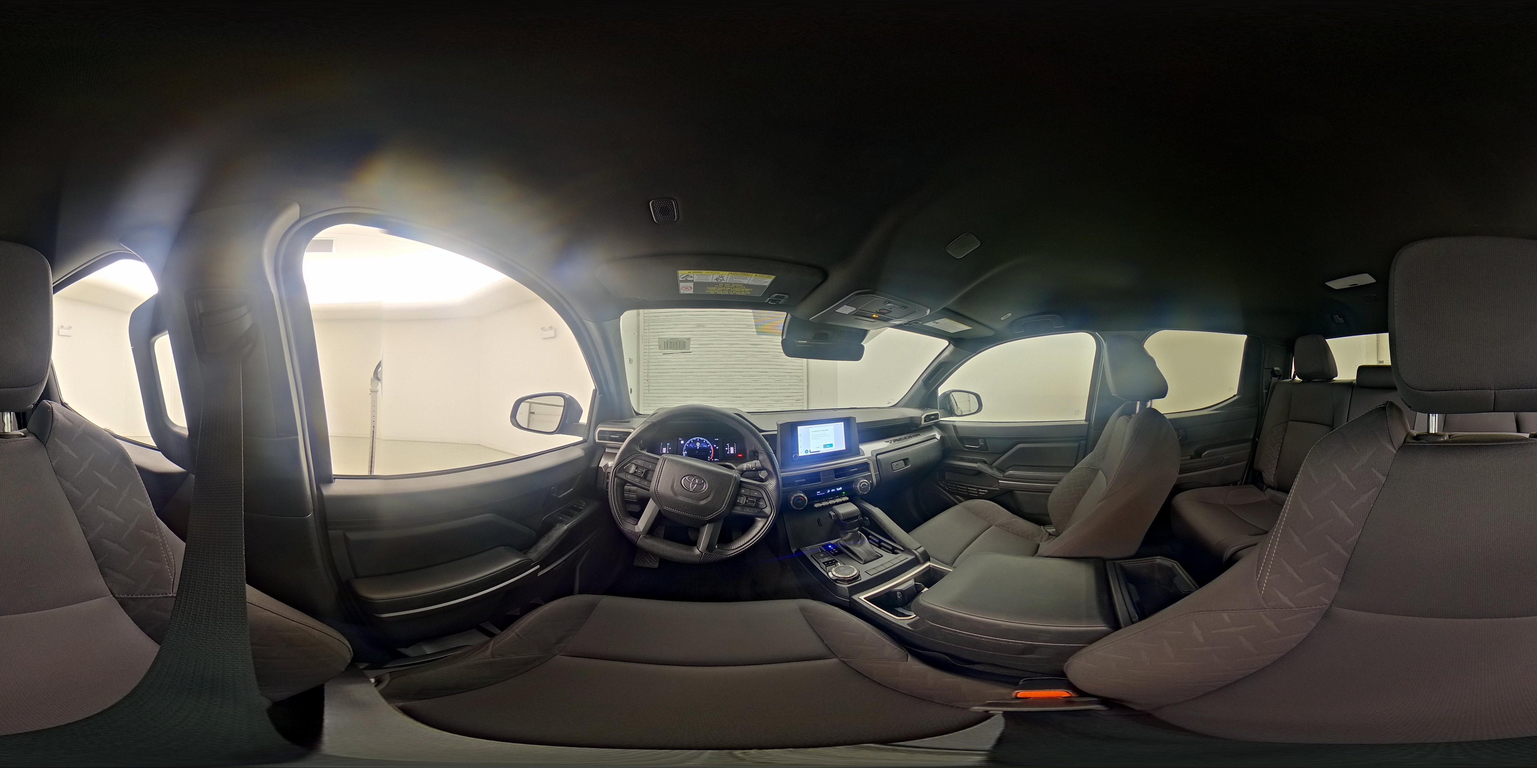 2025 Toyota Tacoma SR5 - Photo 26
