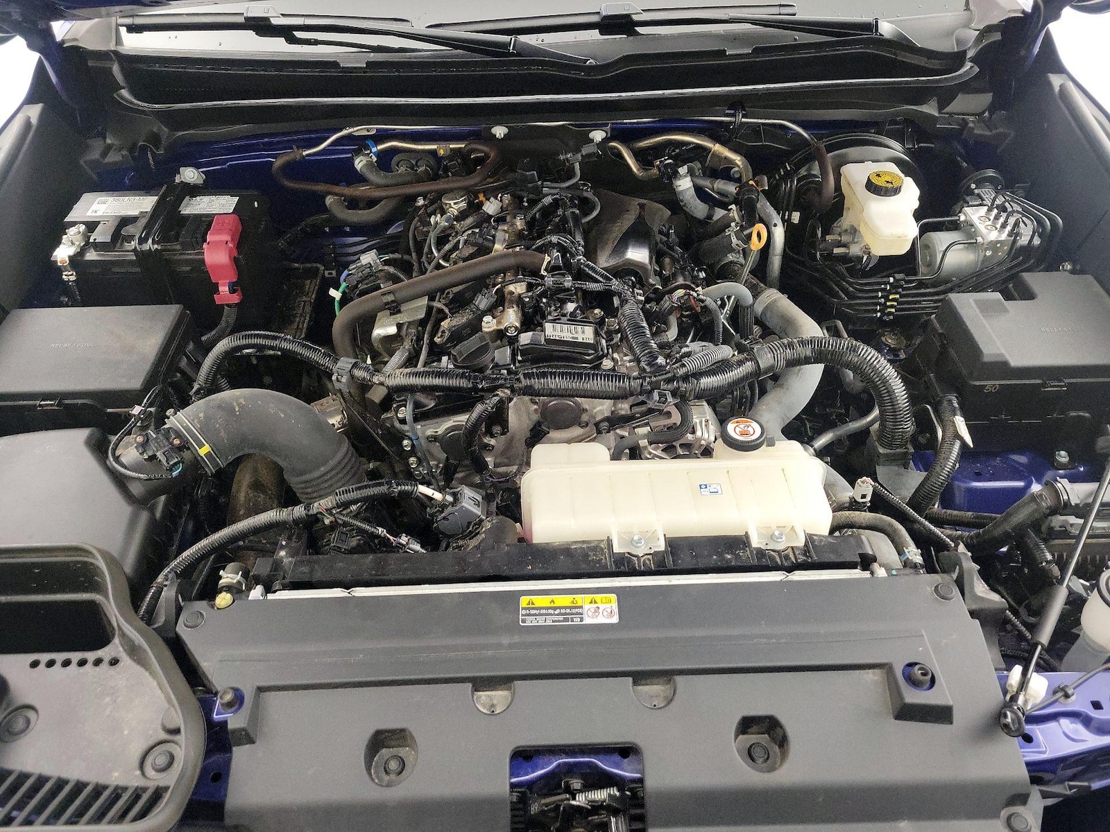 2025 Toyota Tacoma SR5 - Photo 22