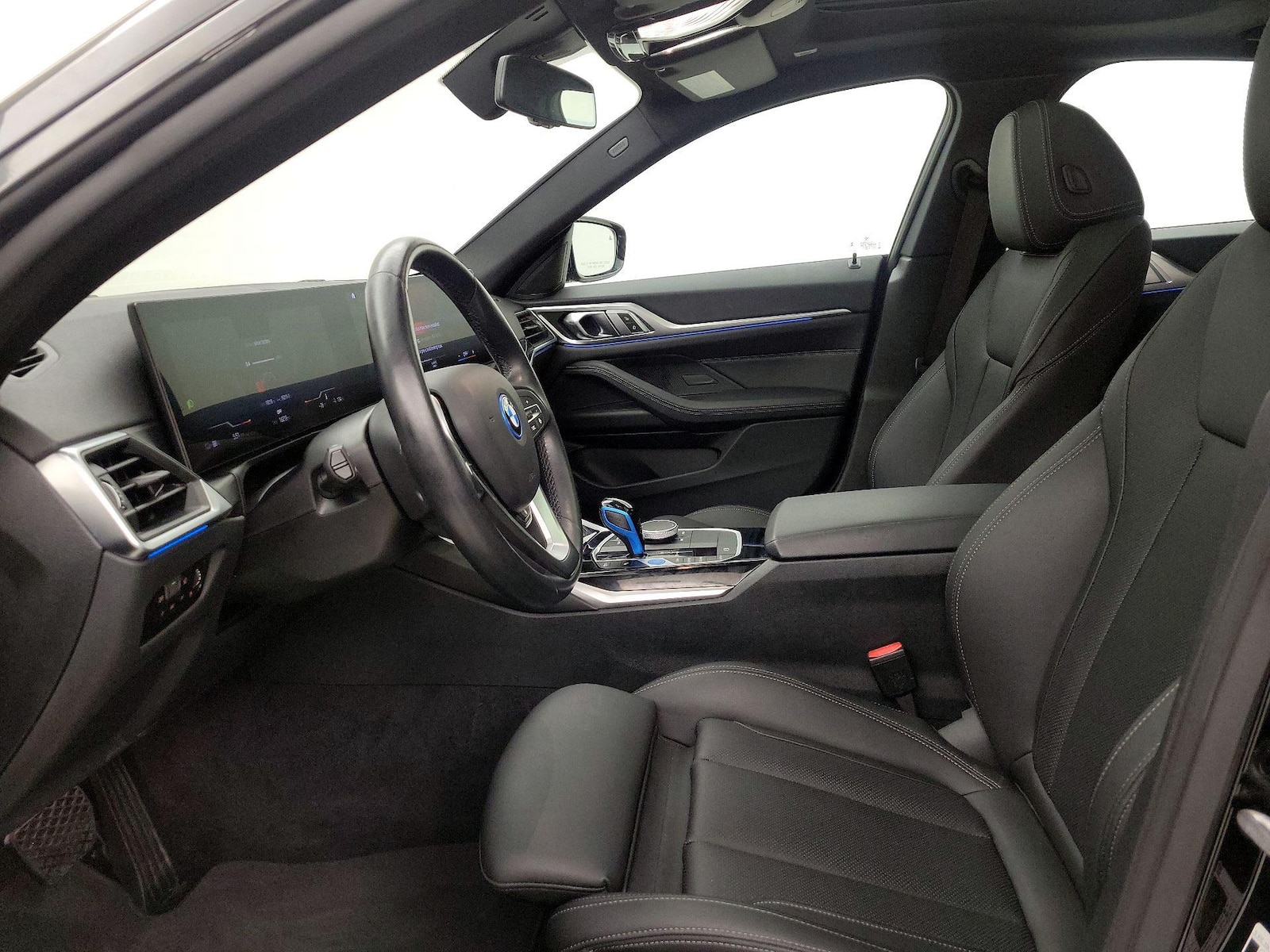 Power Seat(s) & Side Airbags