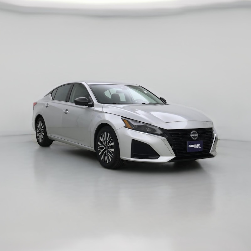 2024 Nissan Altima SV