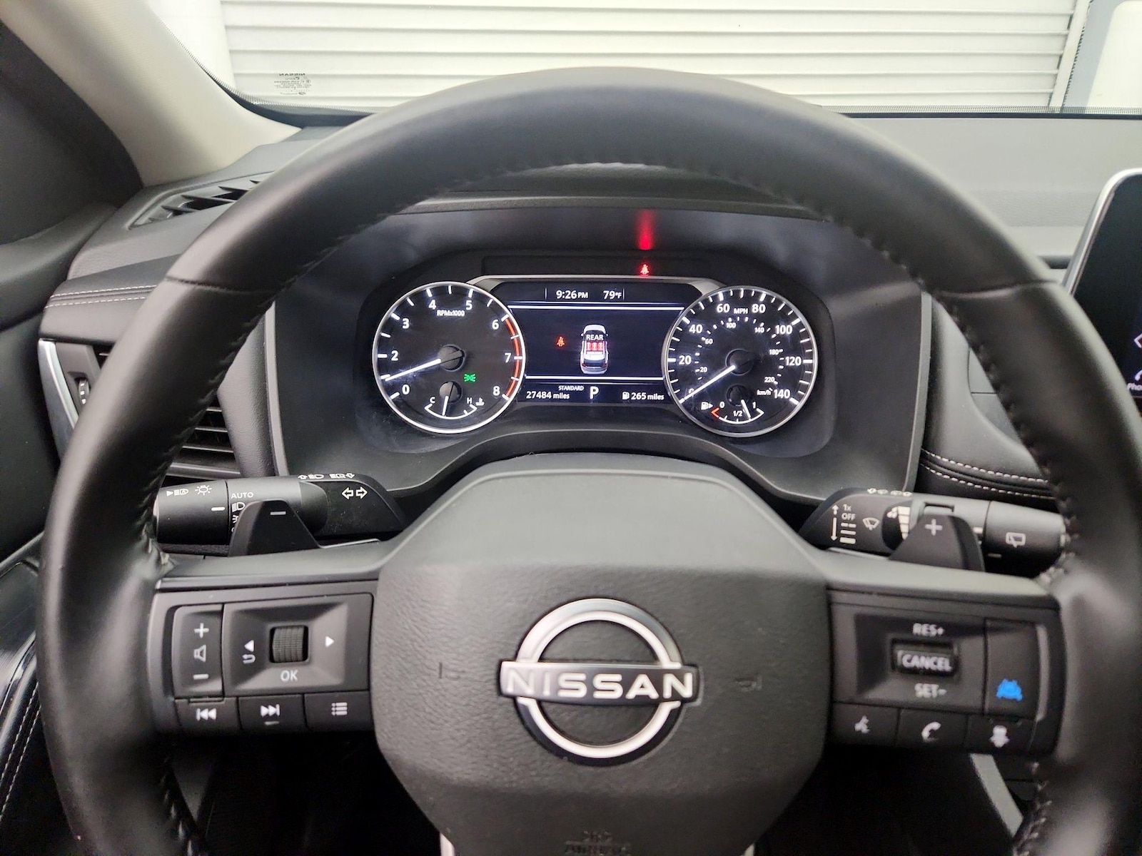 2025 Nissan Rogue SV - Photo 11