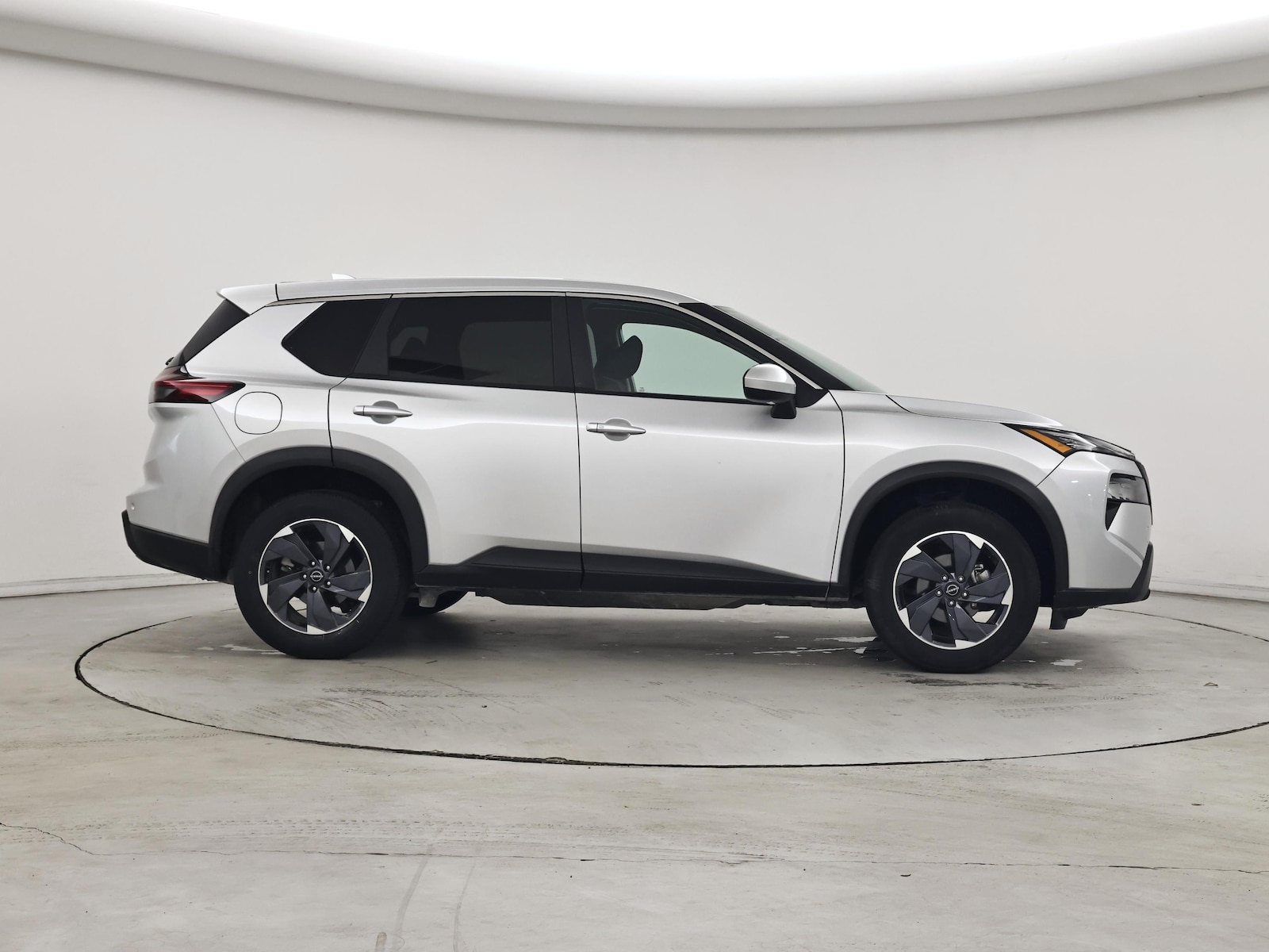 2025 Nissan Rogue SV - Photo 8