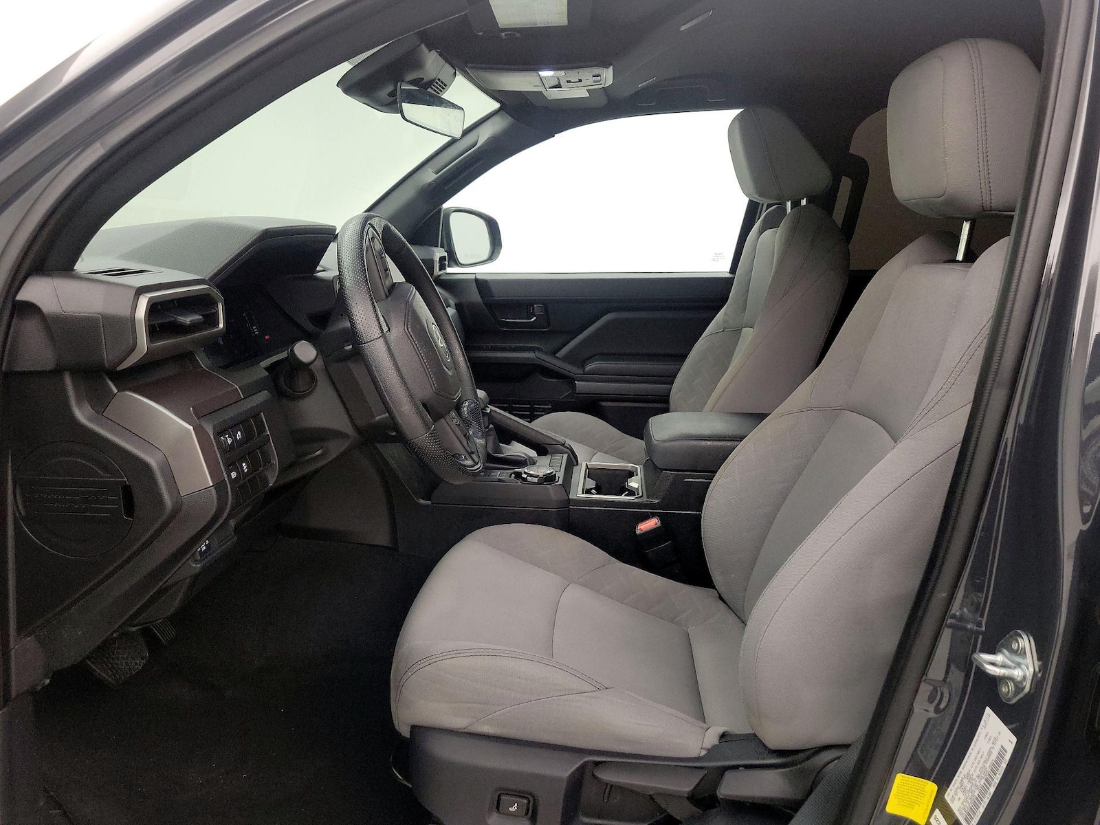 2024 Toyota Tacoma SR5 - Photo 12