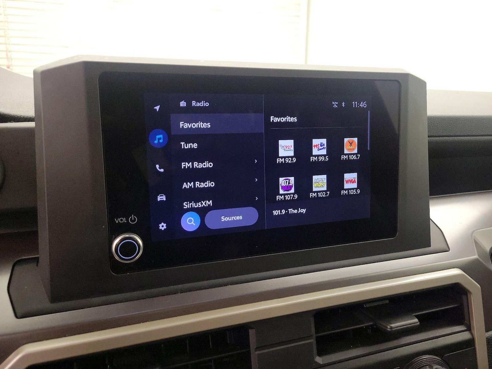 2024 Toyota Tacoma SR5 - Photo 16