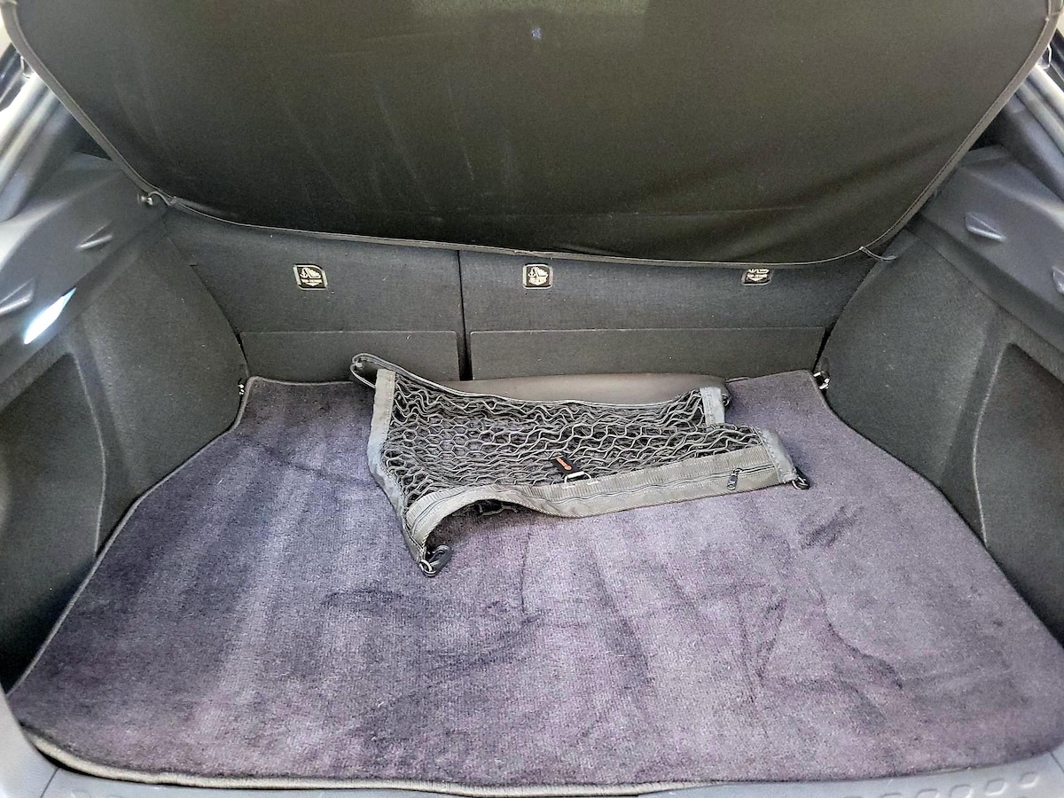 Trunk/Cargo (Seats Up)