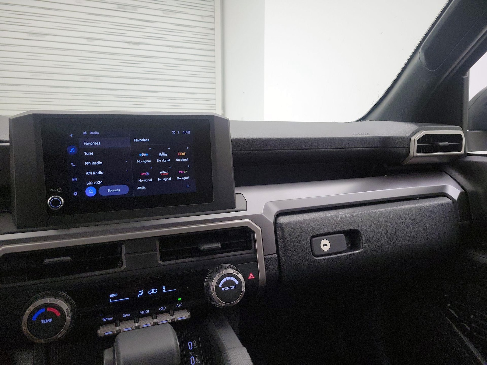 2026 Toyota 4Runner SR5 - Photo 10