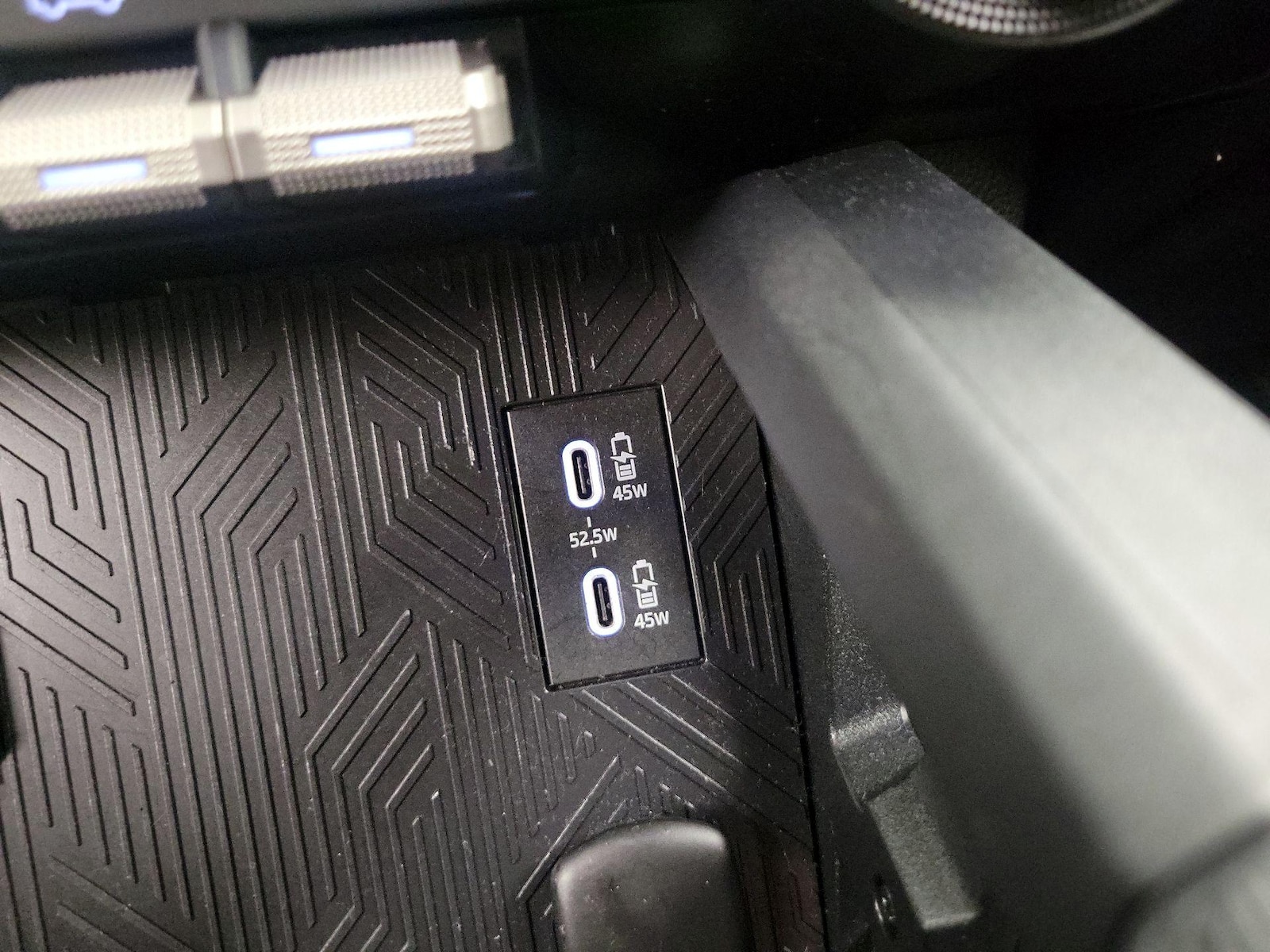 2026 Toyota 4Runner SR5 - Photo 19