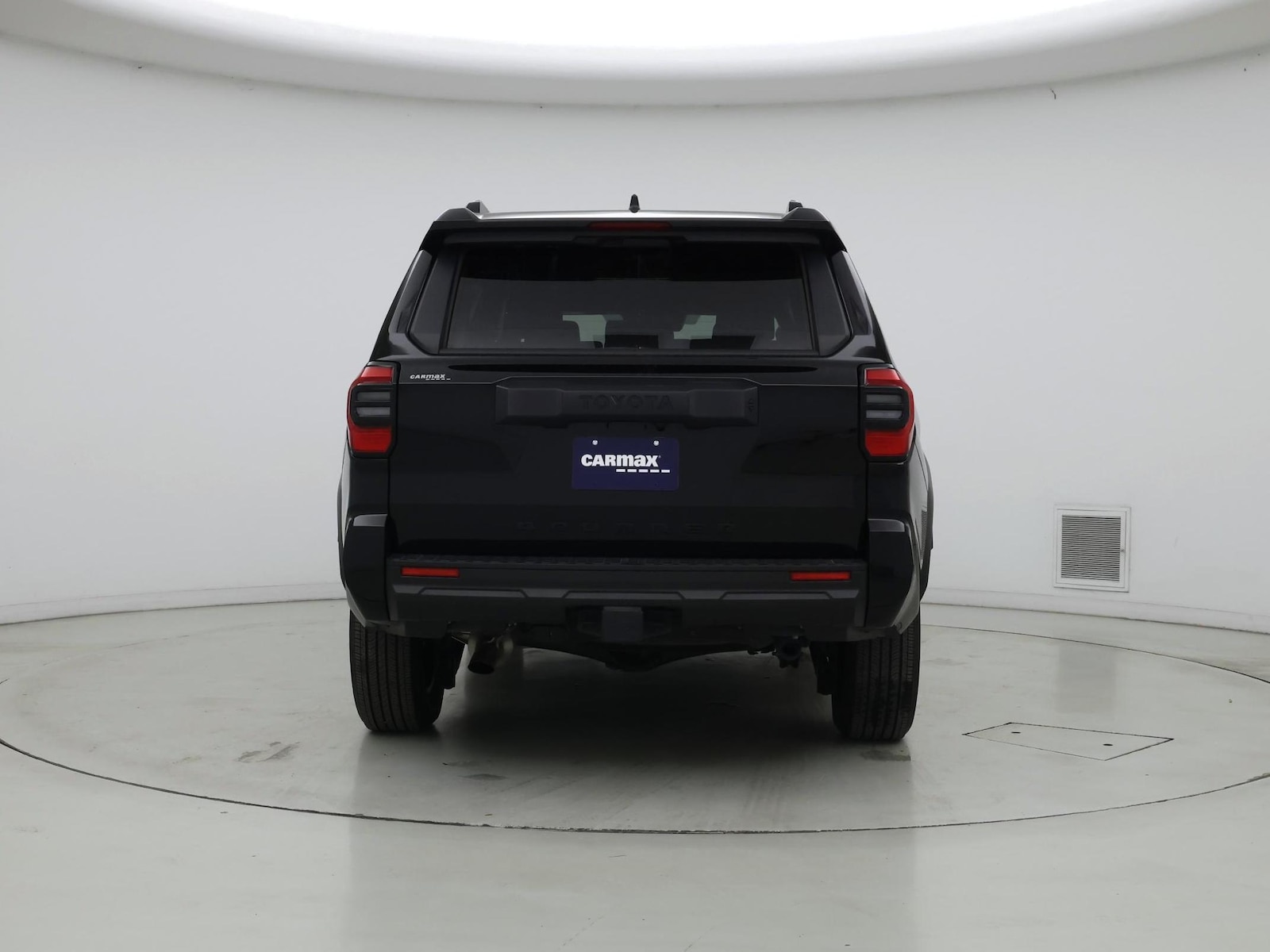 2026 Toyota 4Runner SR5 - Photo 7