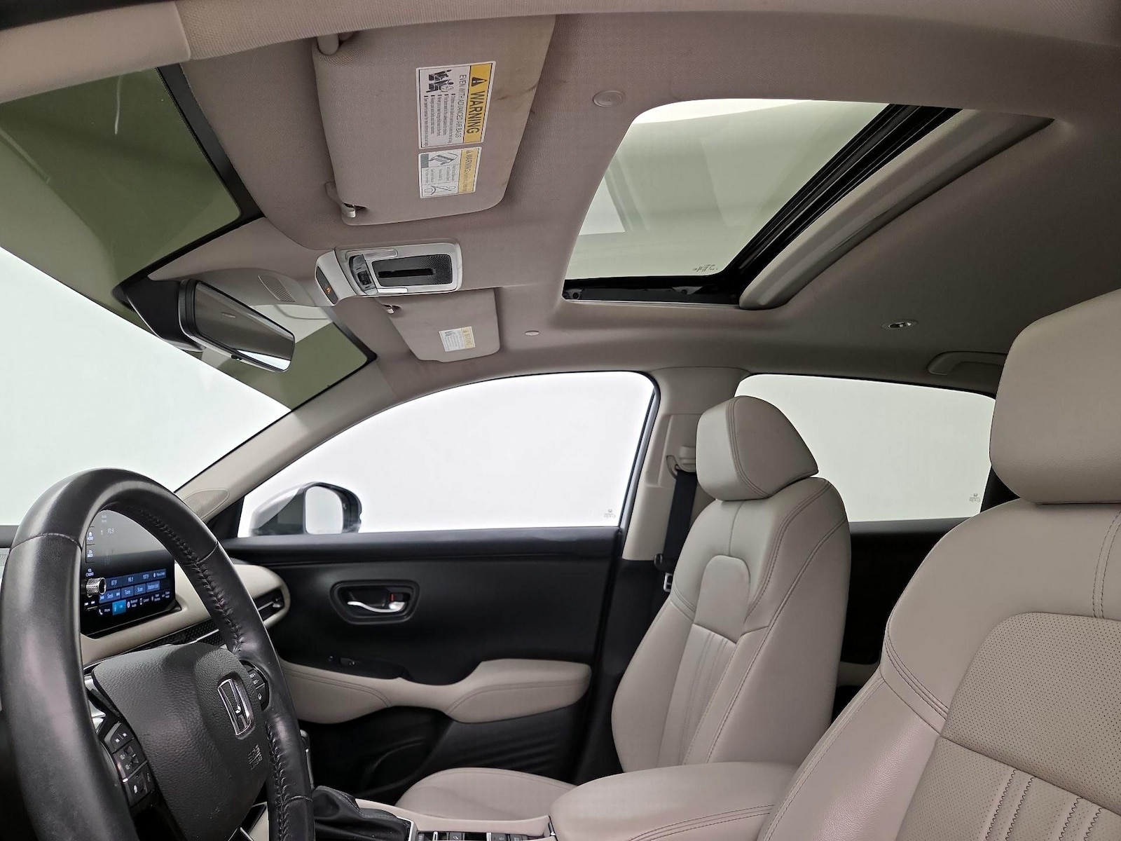 Sunroof(s) & Overhead Airbags