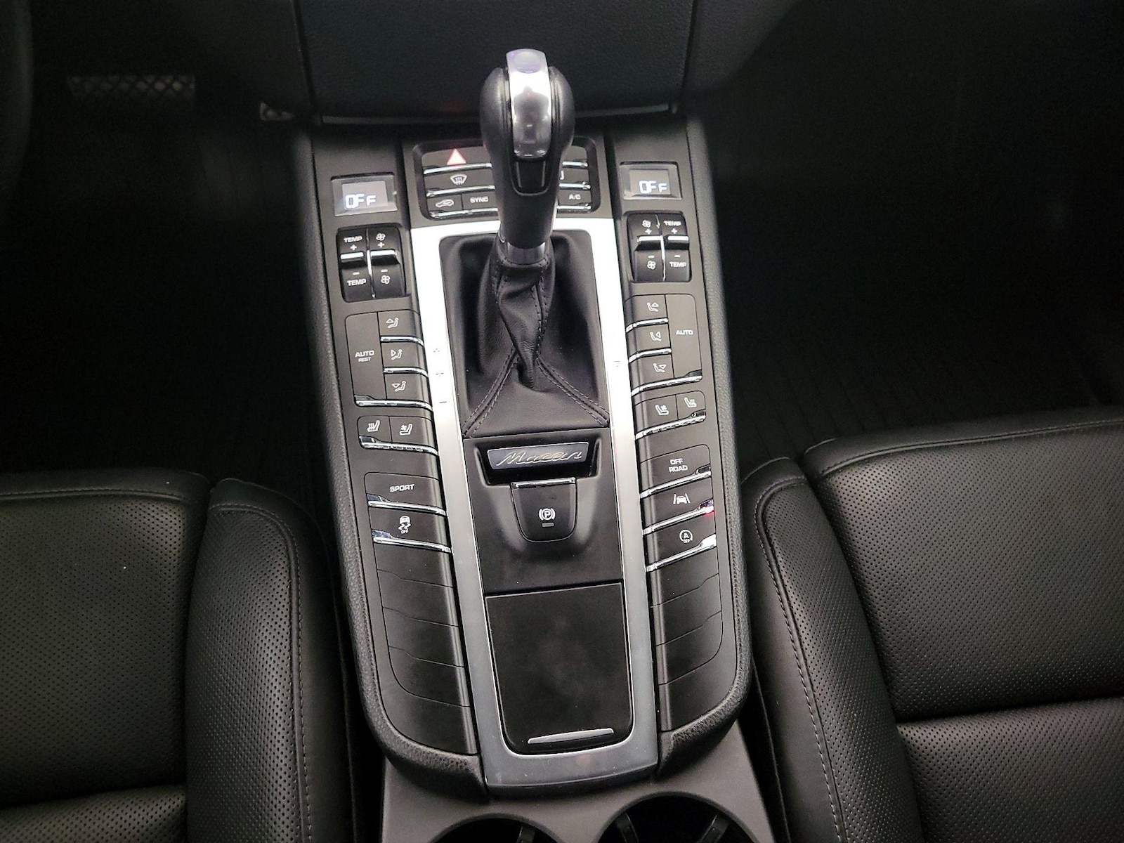 2018 Porsche Macan S - Photo 18